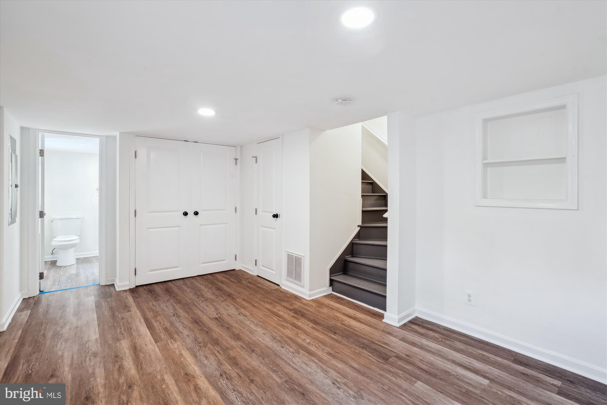 GLENDALE - Residential