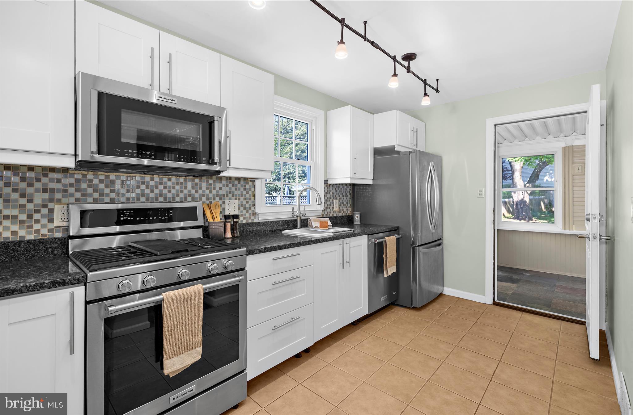 CEDAR PARK - Residential