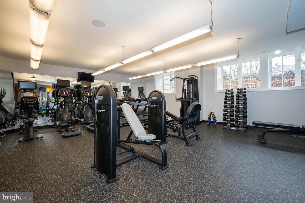 CORINTHIAN - Residential