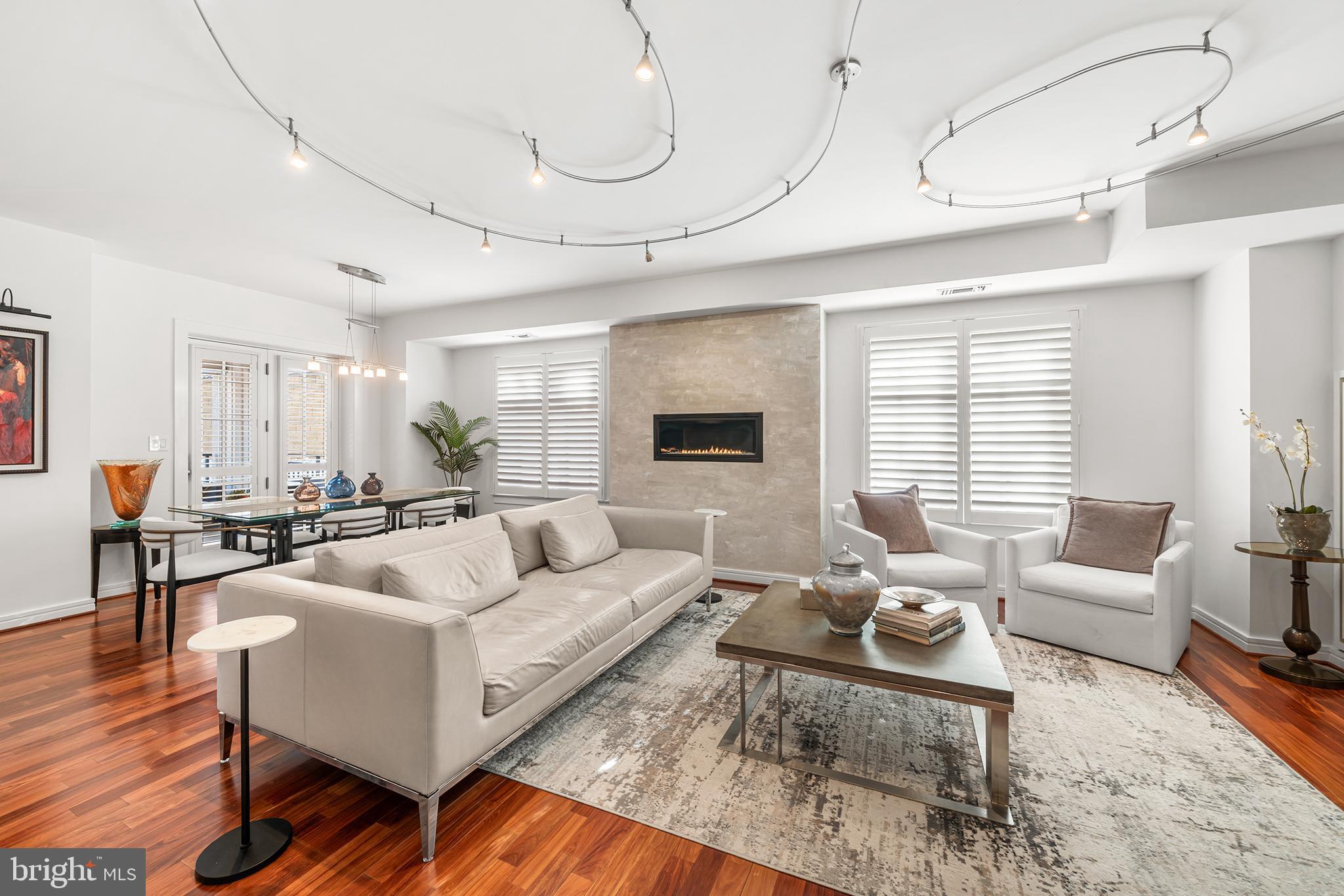 CORINTHIAN - Residential