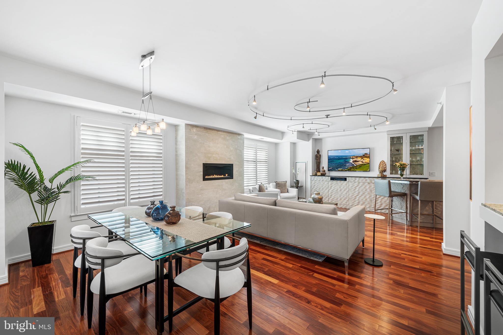 CORINTHIAN - Residential