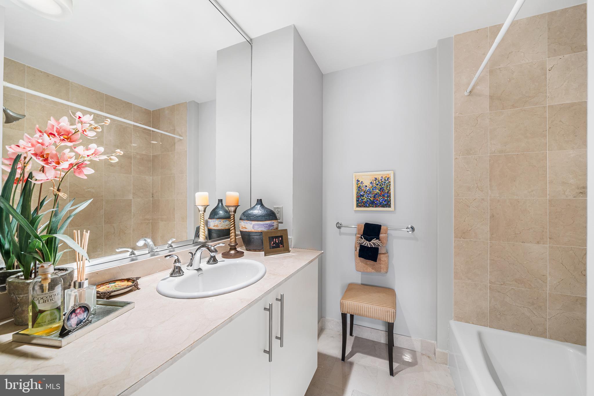 CORINTHIAN - Residential