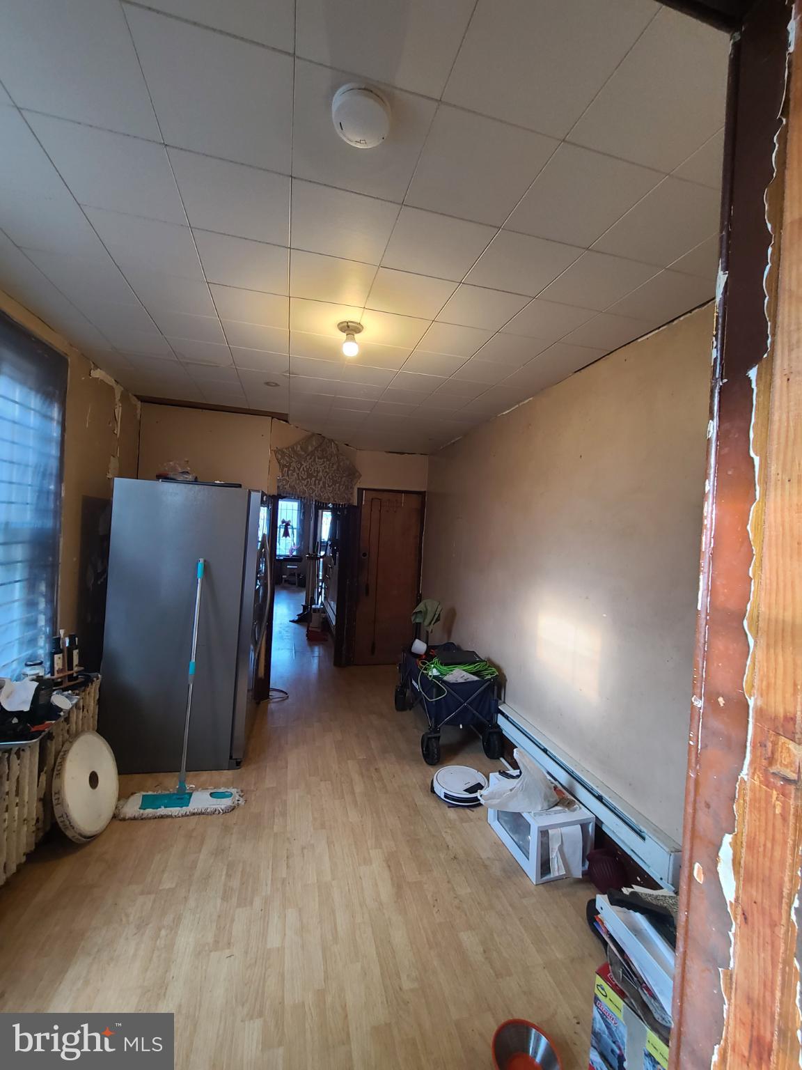 EAST KENSINGTON - Residential