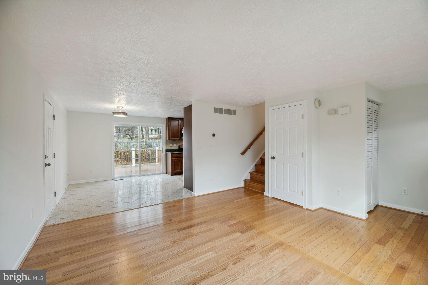 GOINS MANOR - Residential