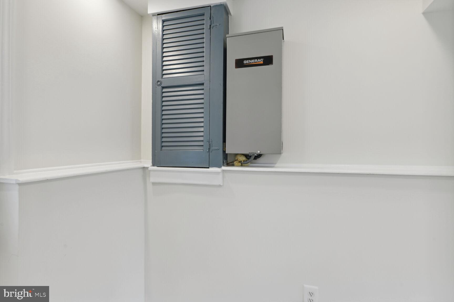 GOINS MANOR - Residential