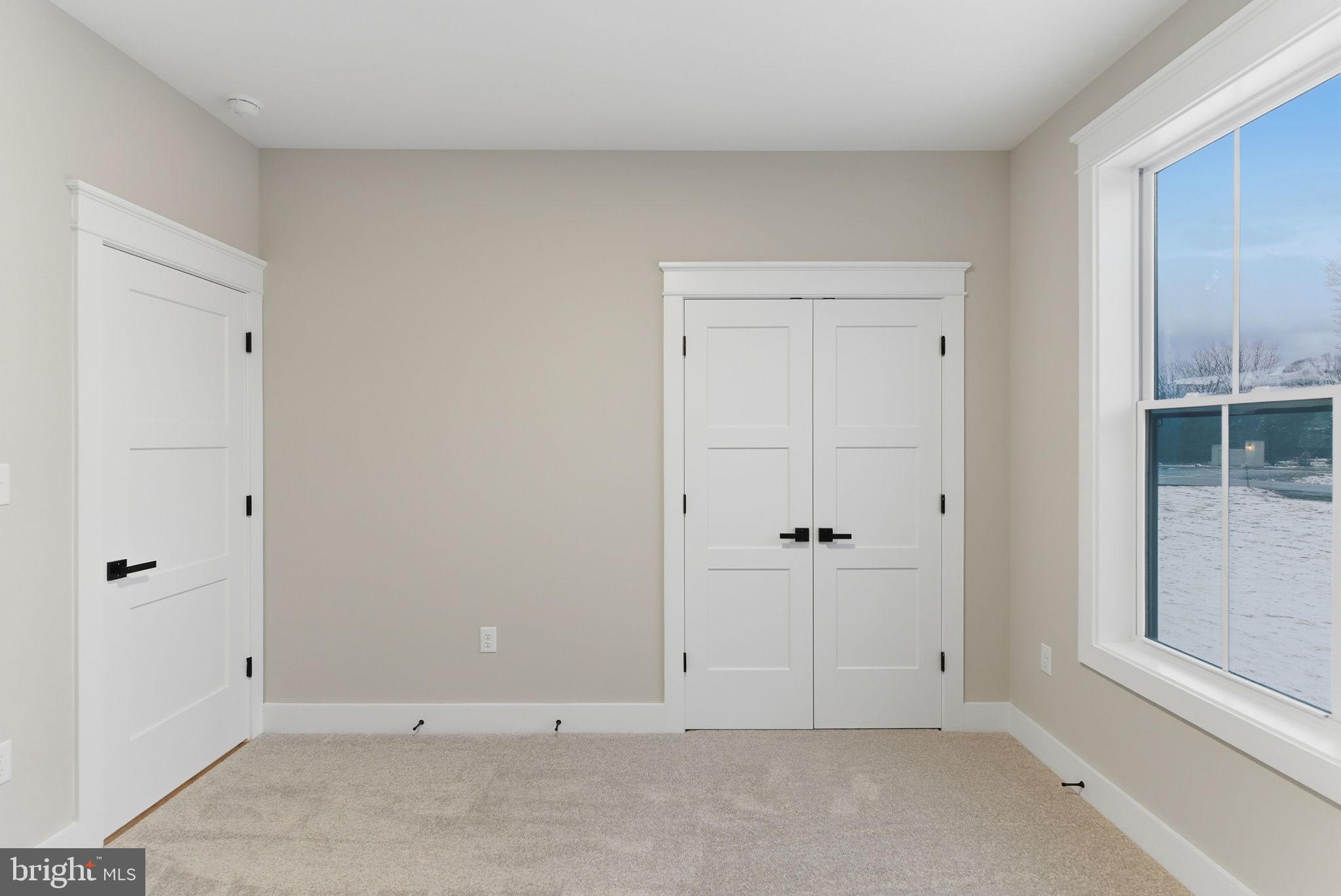 HALLMARK GLEN - Residential