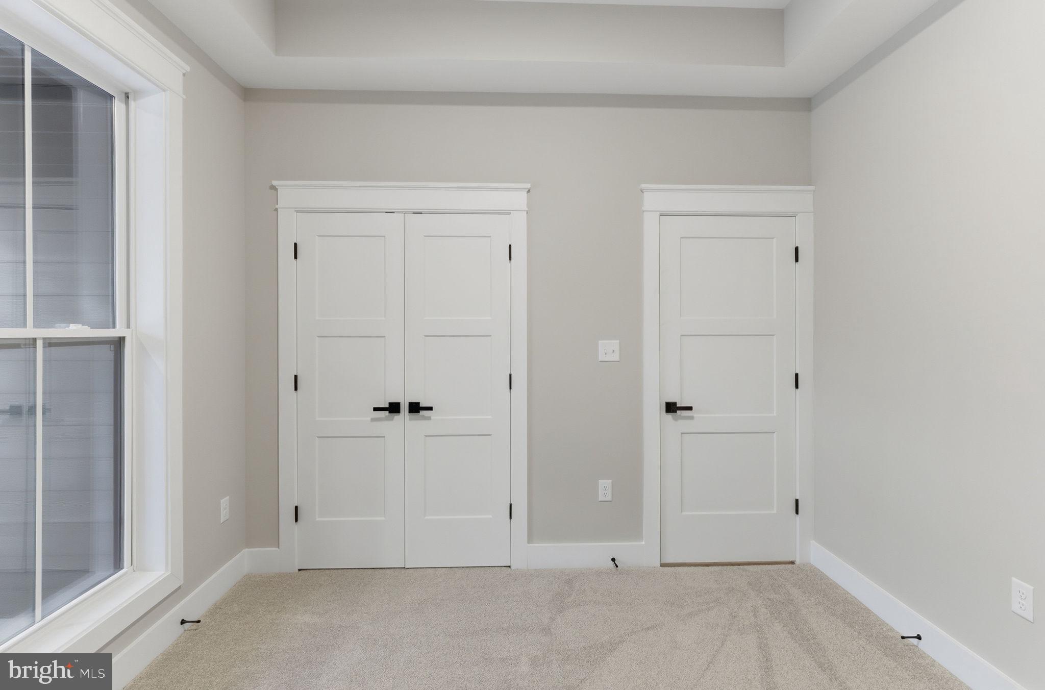 HALLMARK GLEN - Residential