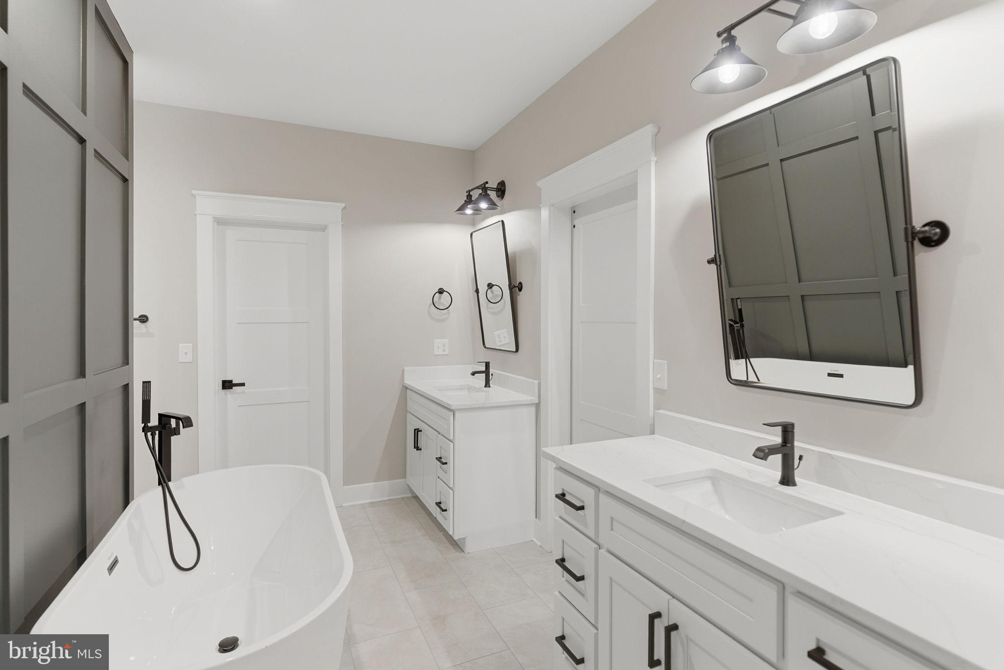 HALLMARK GLEN - Residential