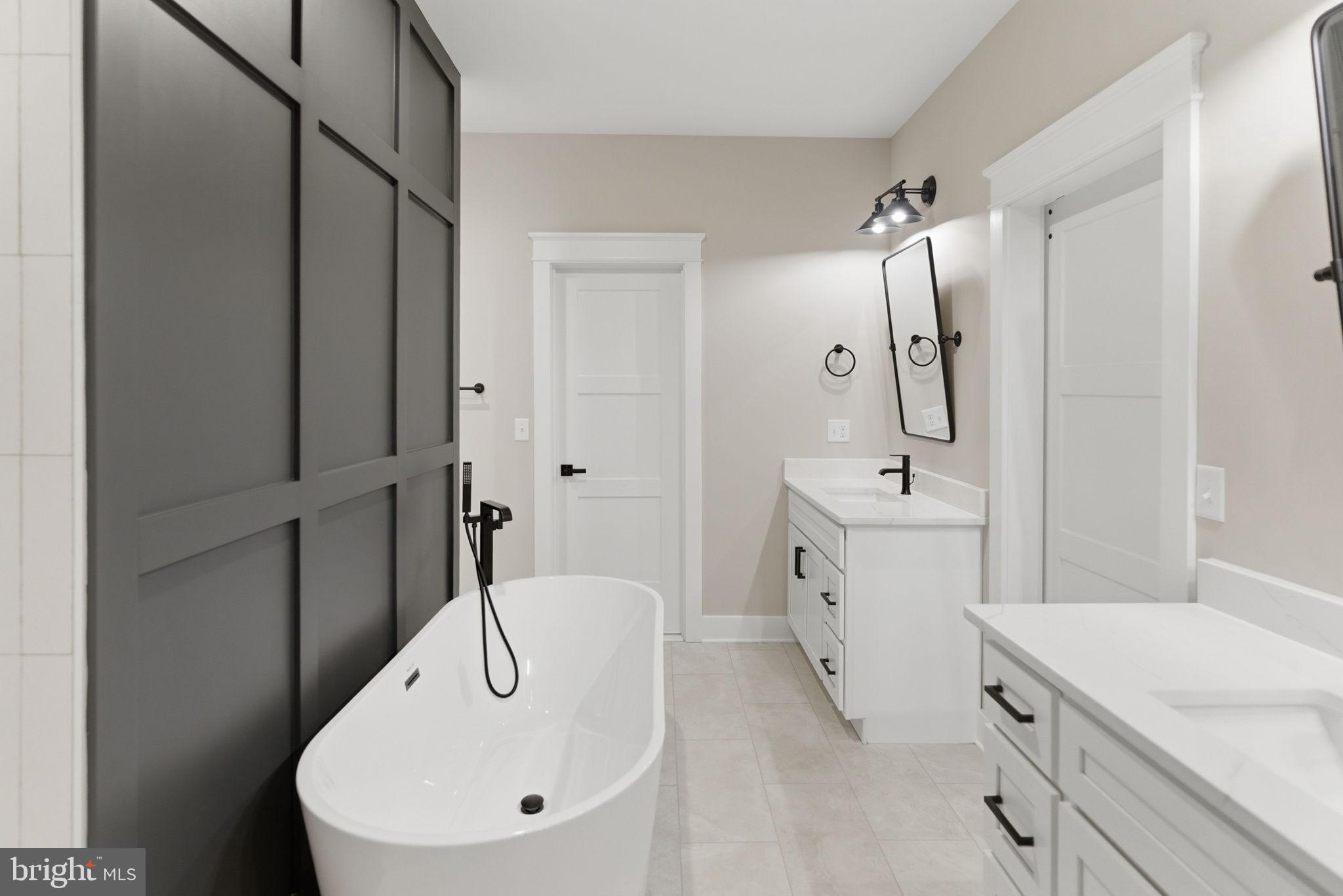 HALLMARK GLEN - Residential