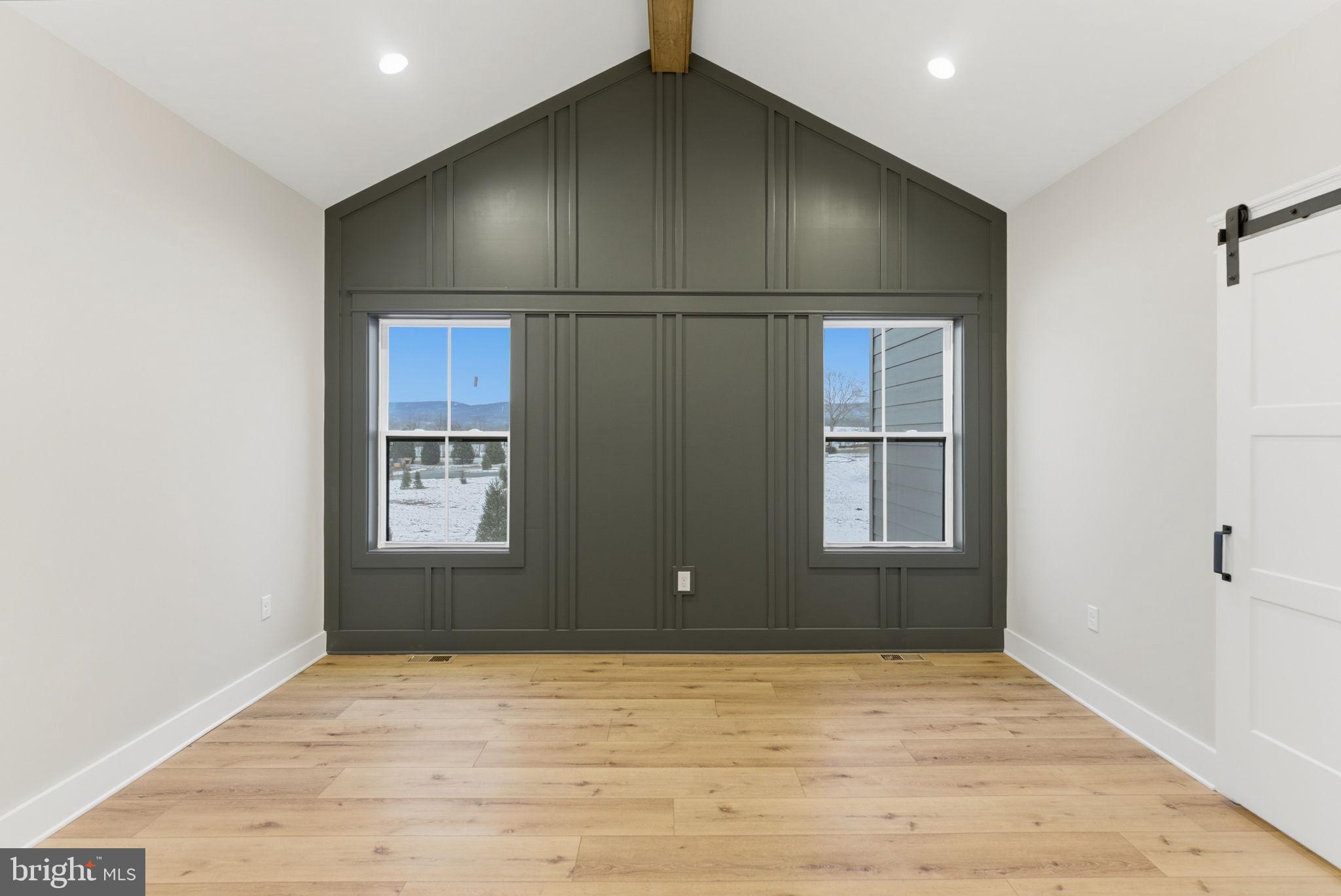 HALLMARK GLEN - Residential