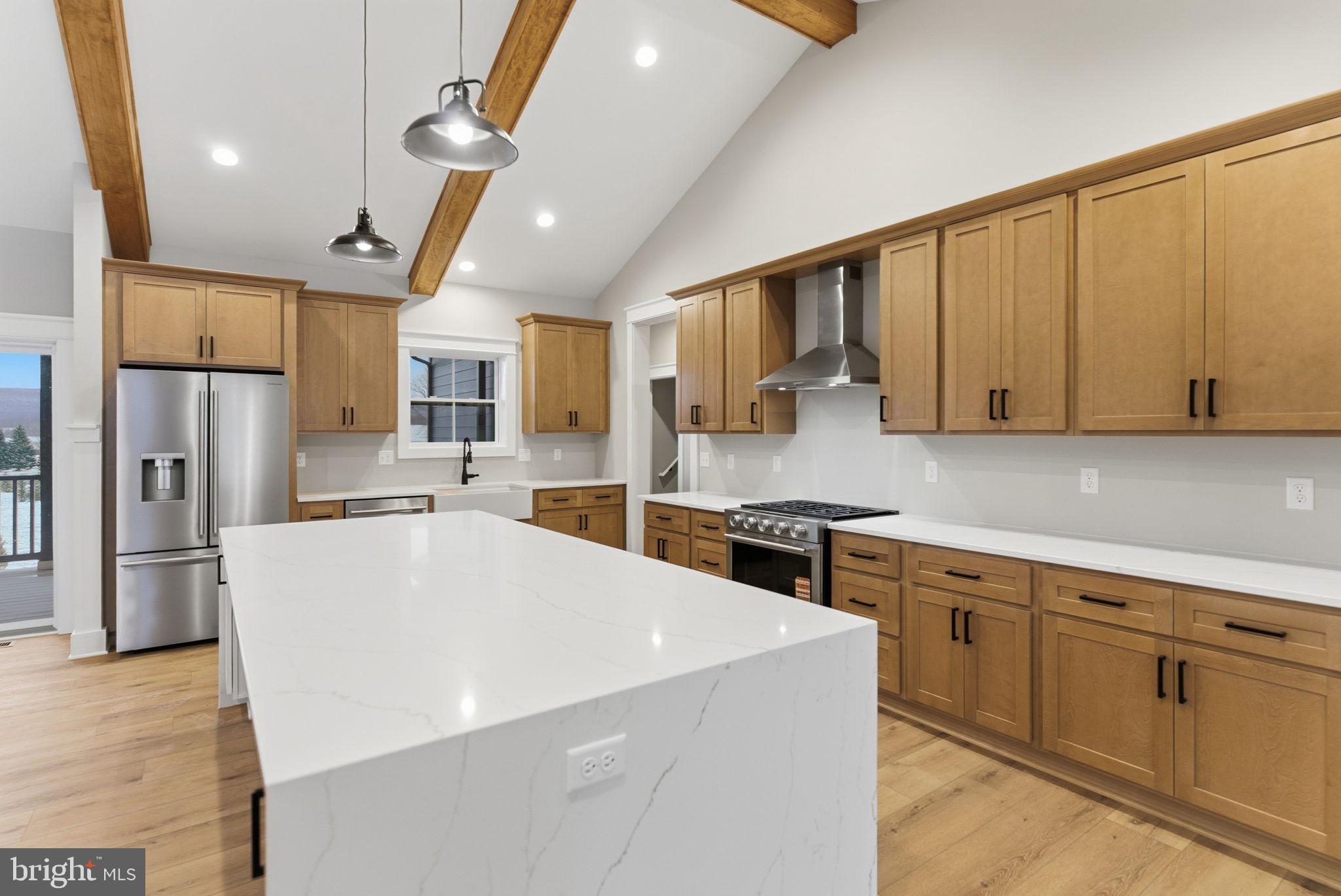 HALLMARK GLEN - Residential