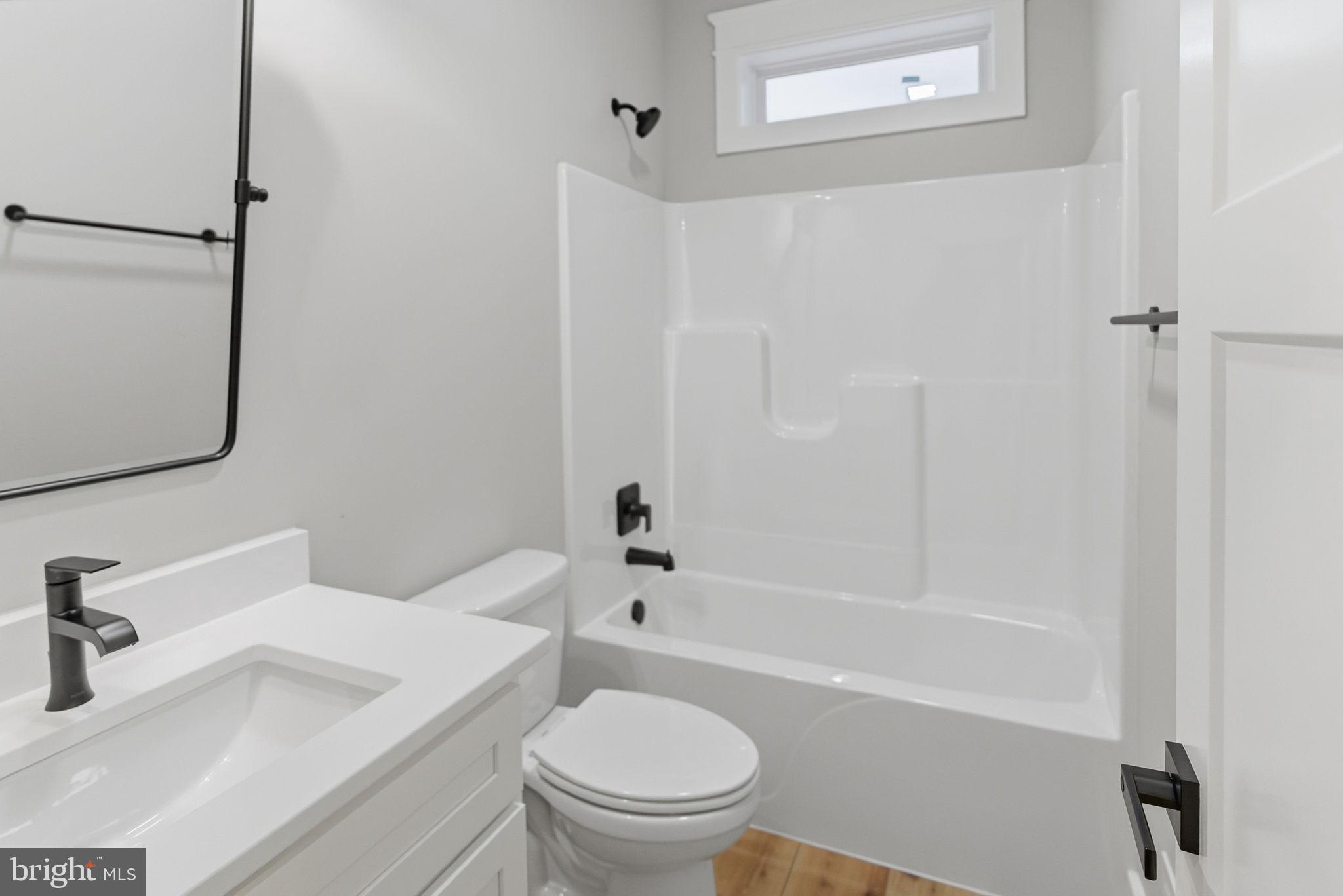 HALLMARK GLEN - Residential