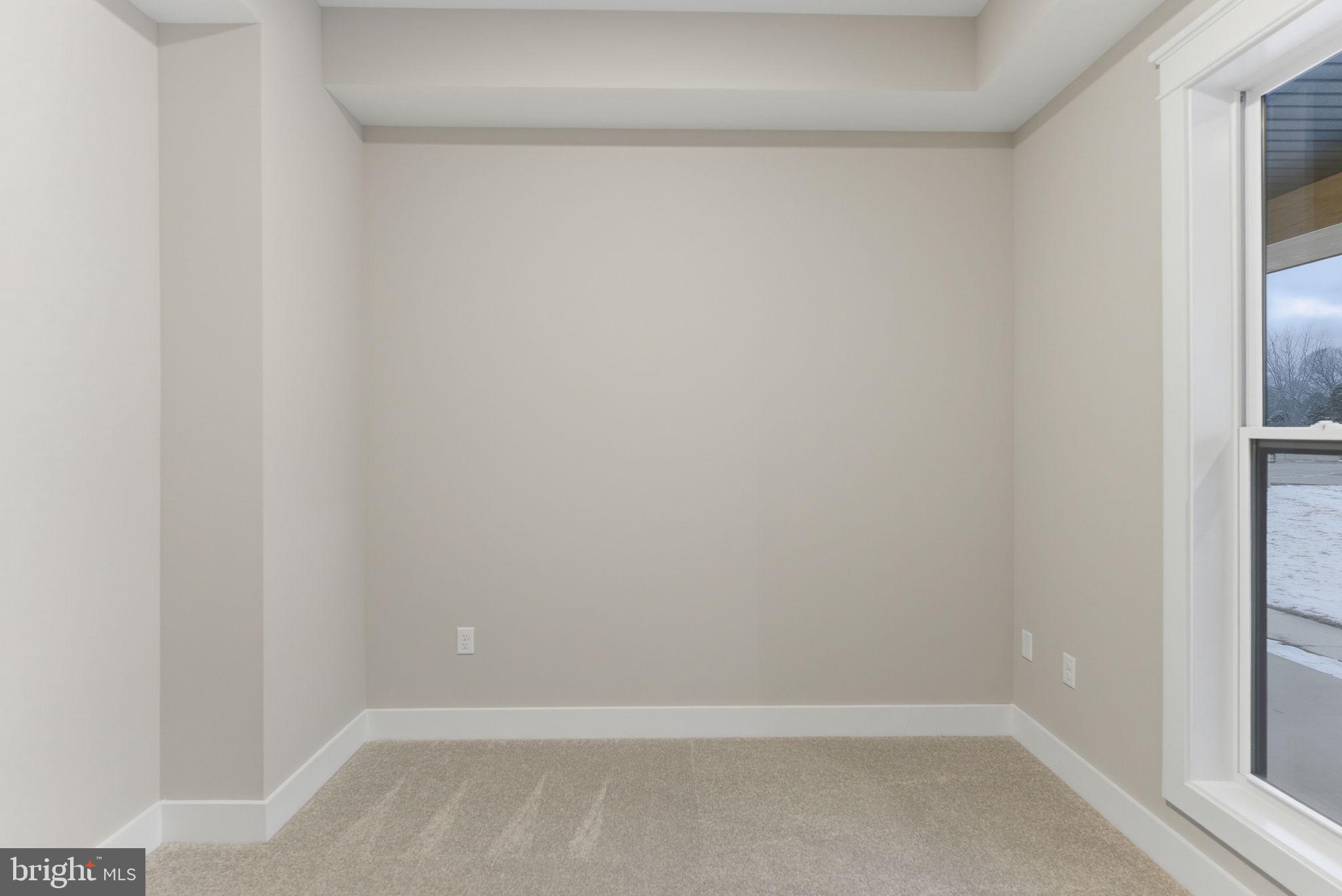 HALLMARK GLEN - Residential