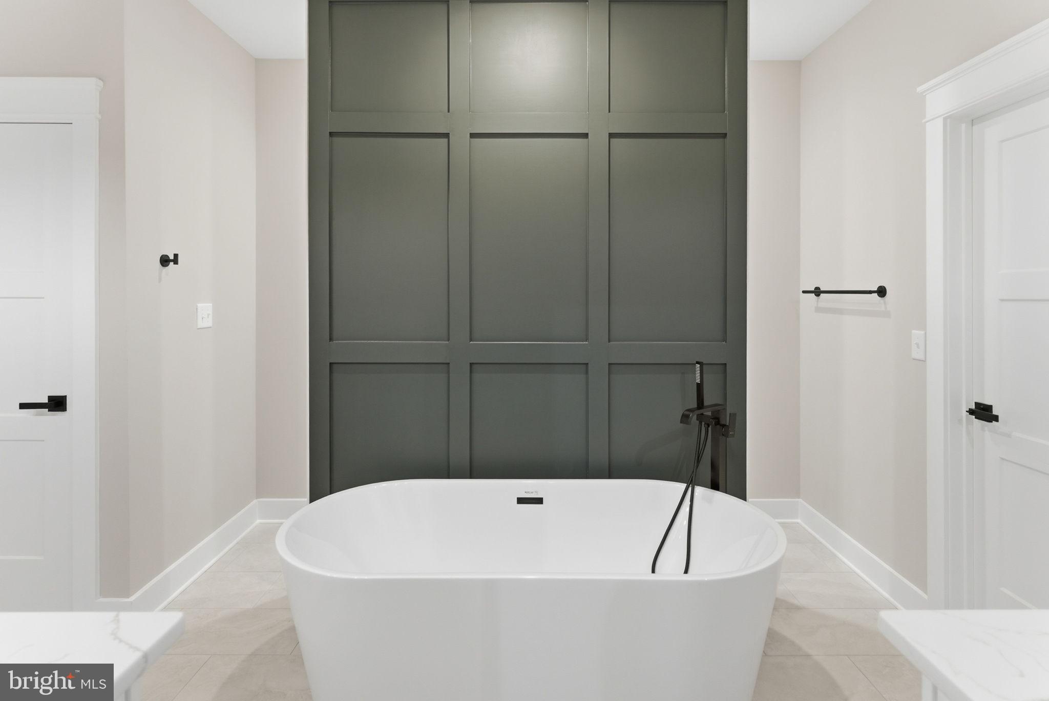 HALLMARK GLEN - Residential