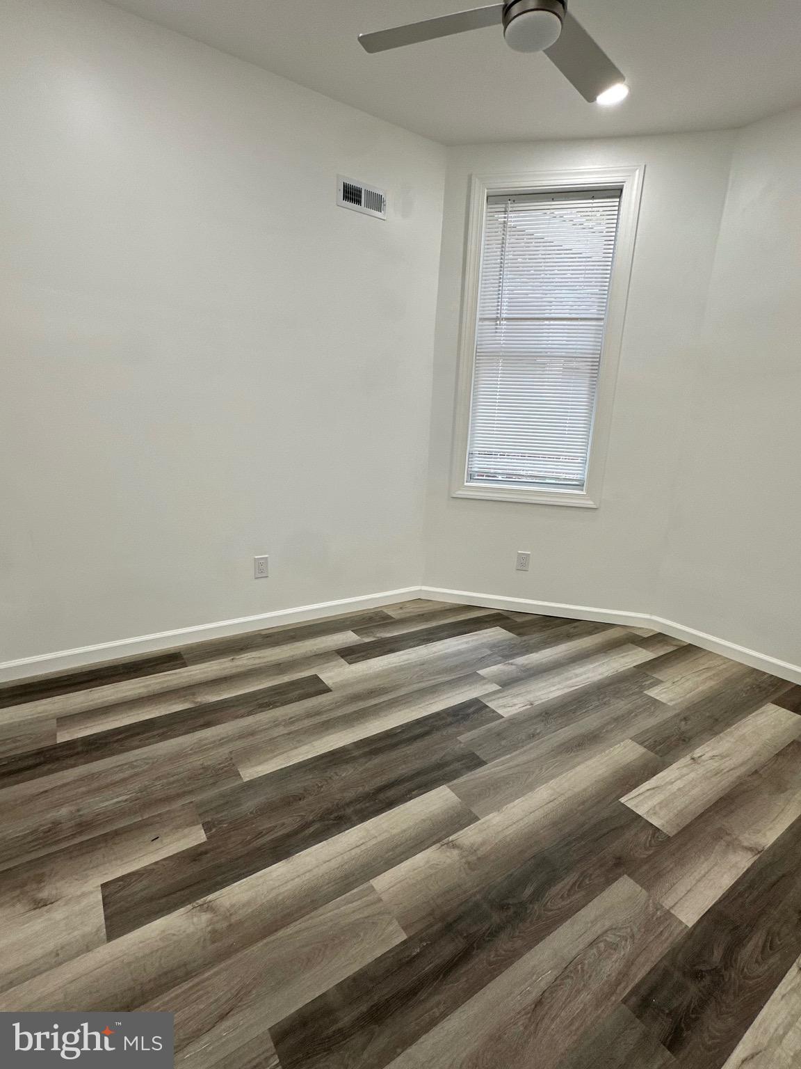 HUNTING PARK - Residential Lease