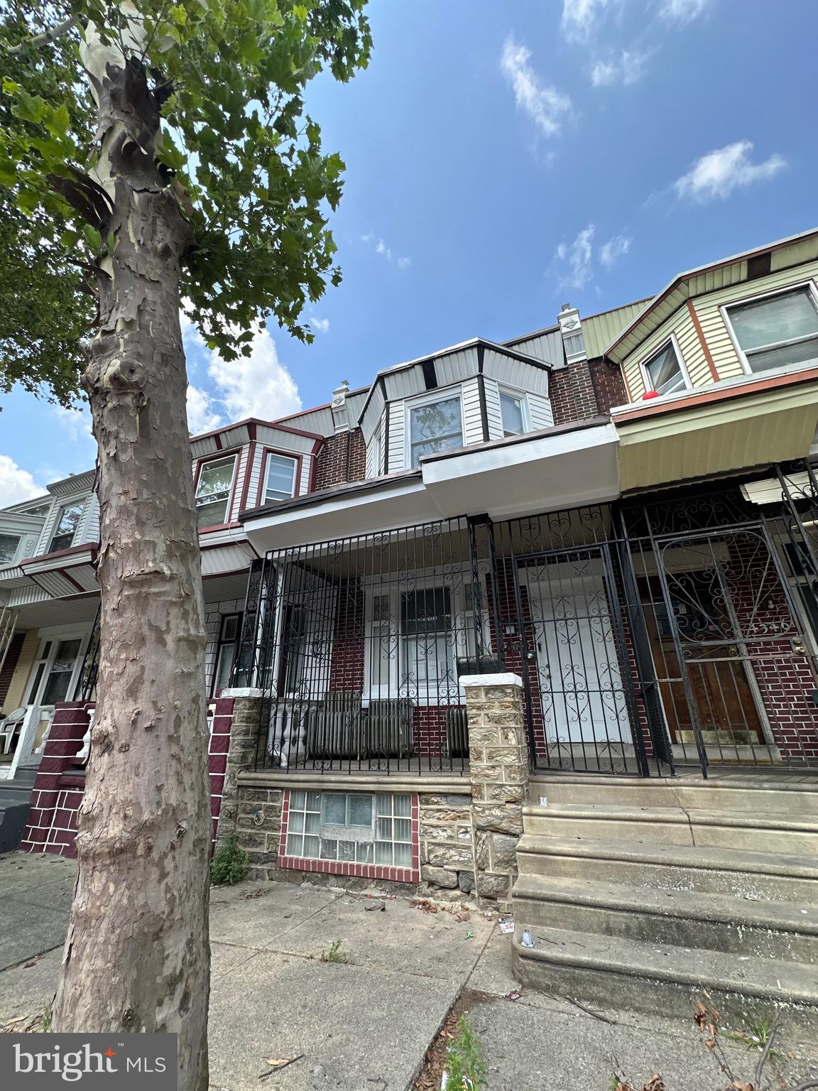 HUNTING PARK - Residential Lease