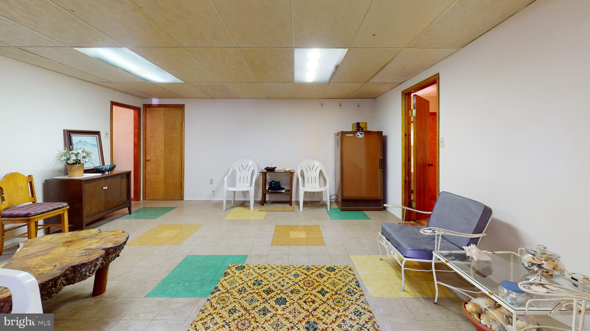 PRESLEY MANOR - Residential