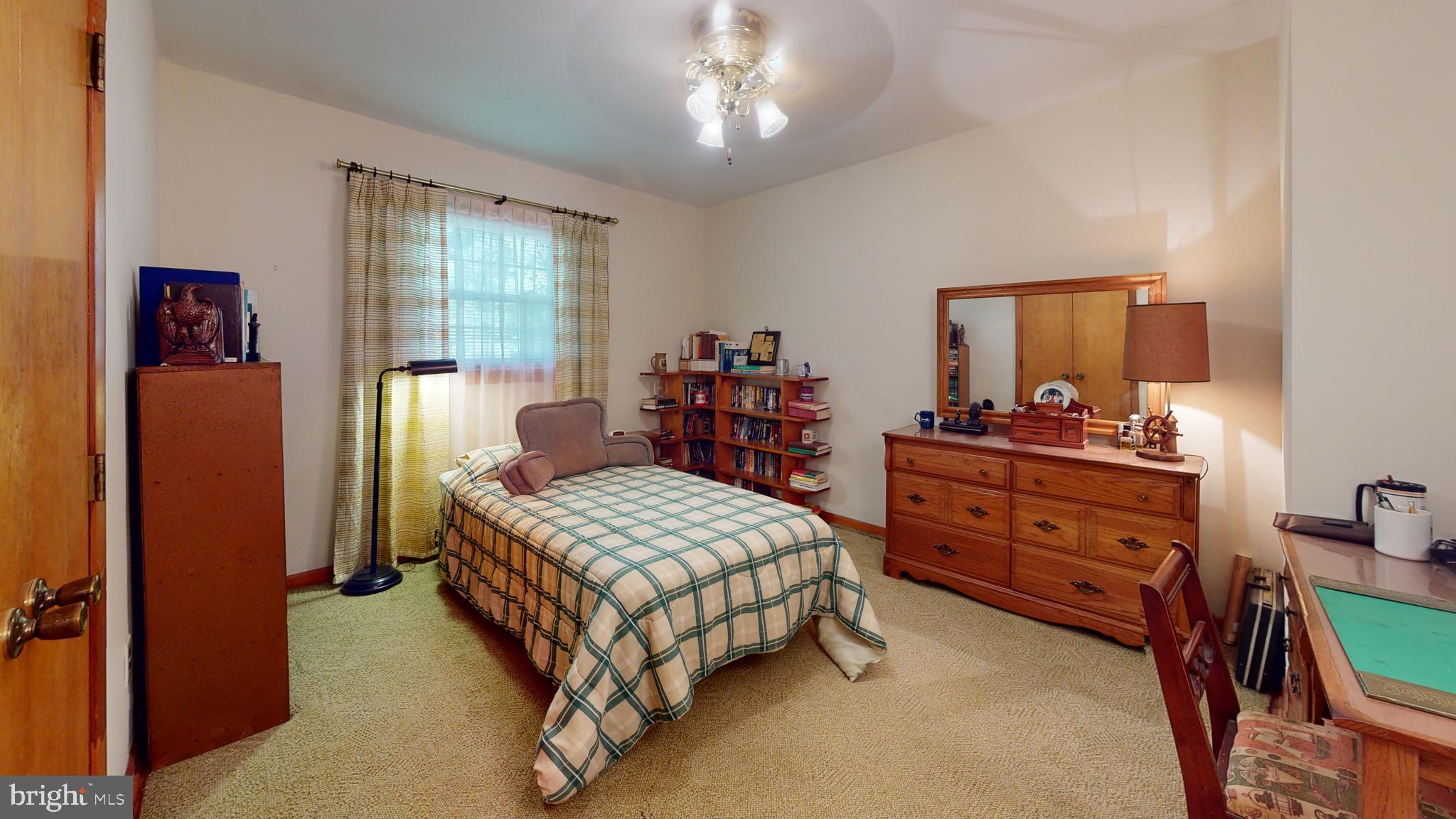 PRESLEY MANOR - Residential