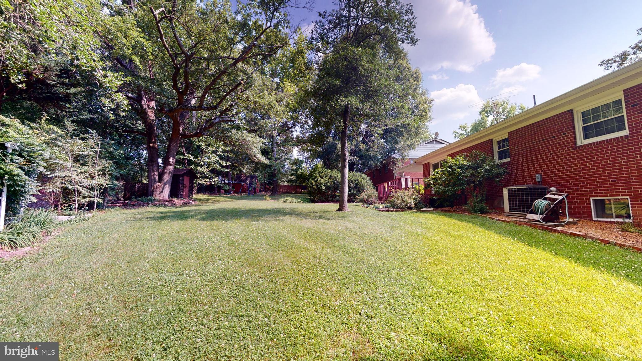 PRESLEY MANOR - Residential