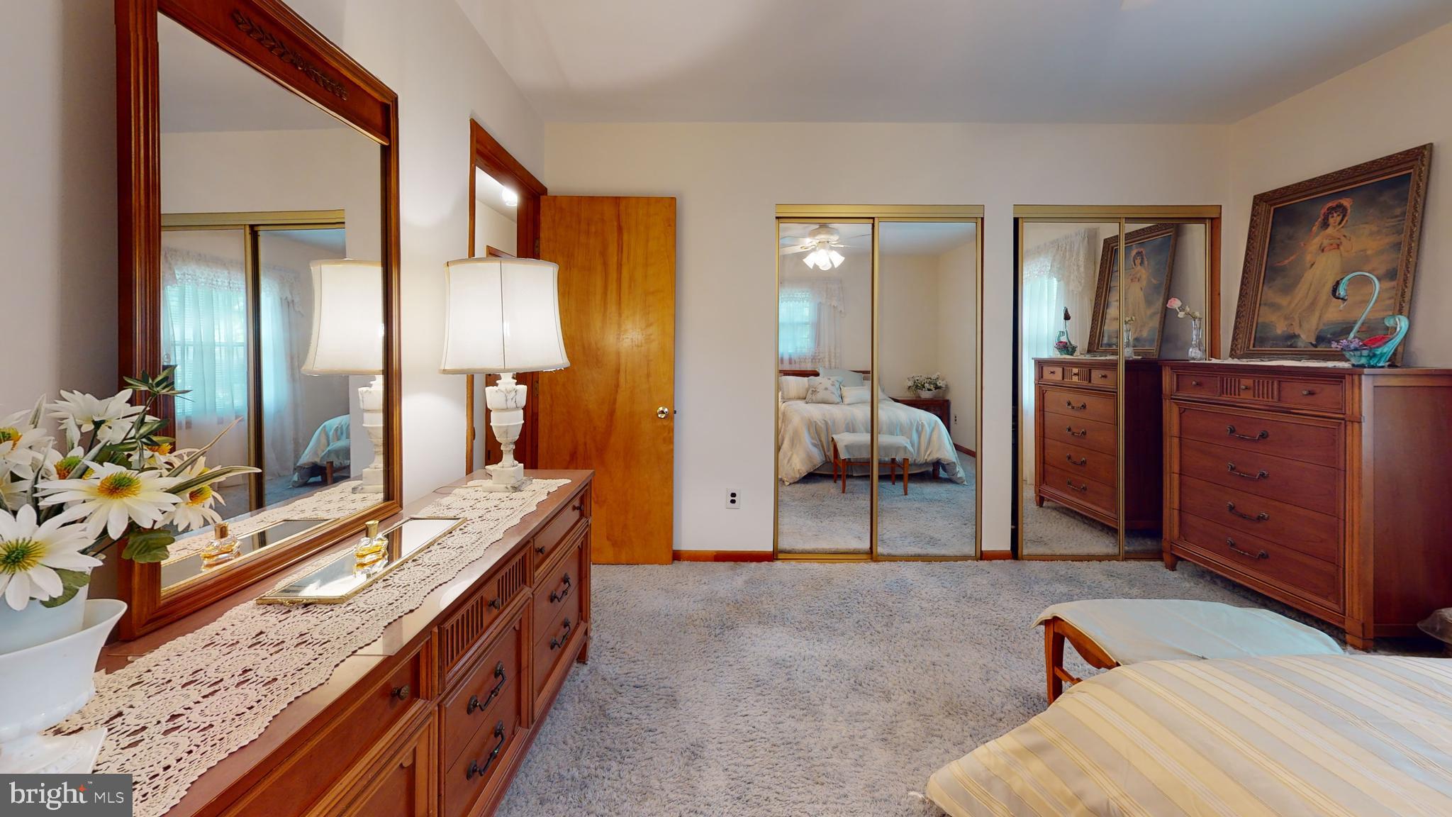 PRESLEY MANOR - Residential