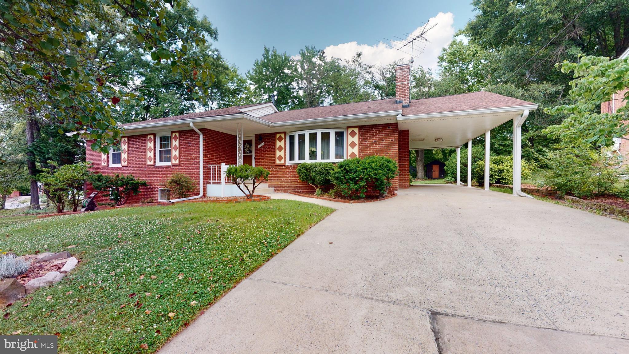 PRESLEY MANOR - Residential