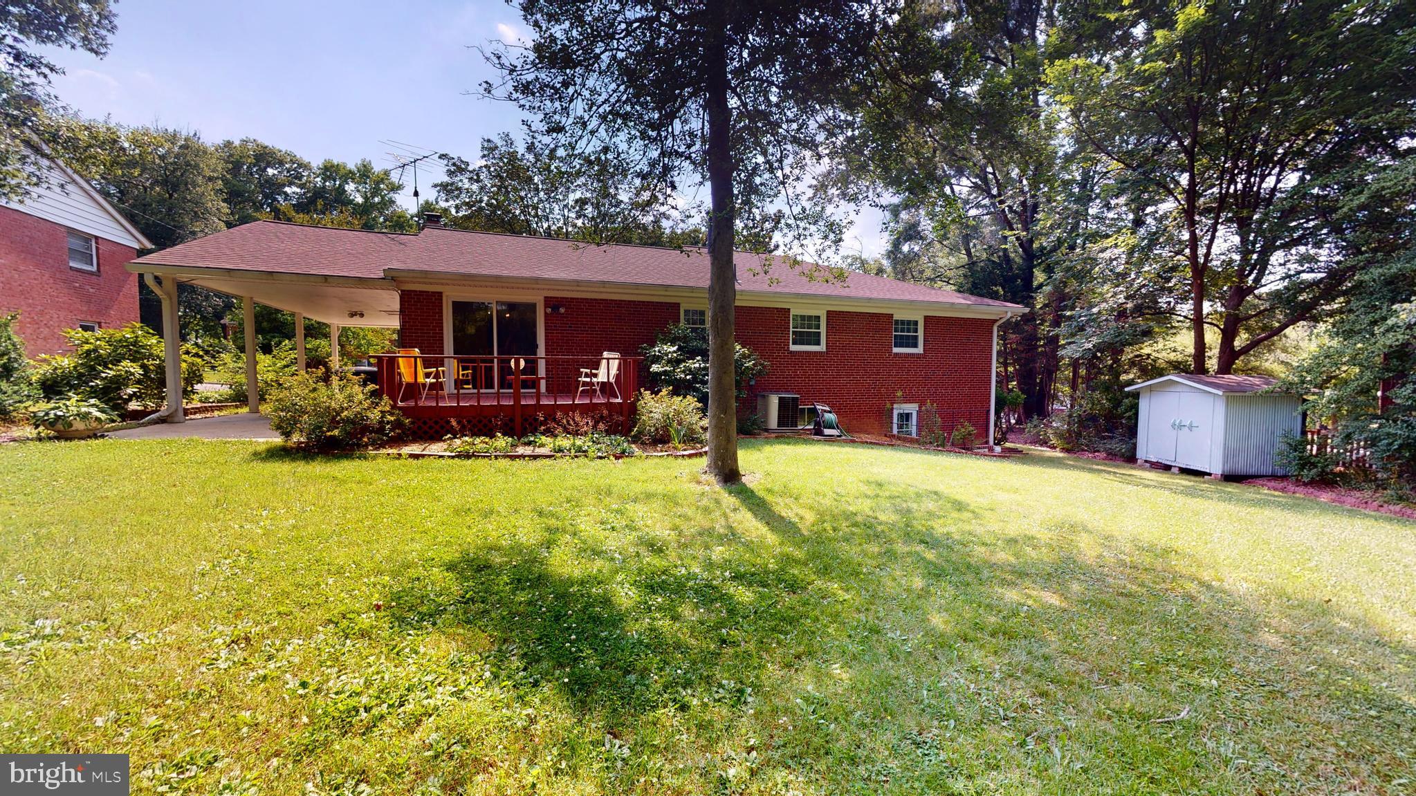 PRESLEY MANOR - Residential