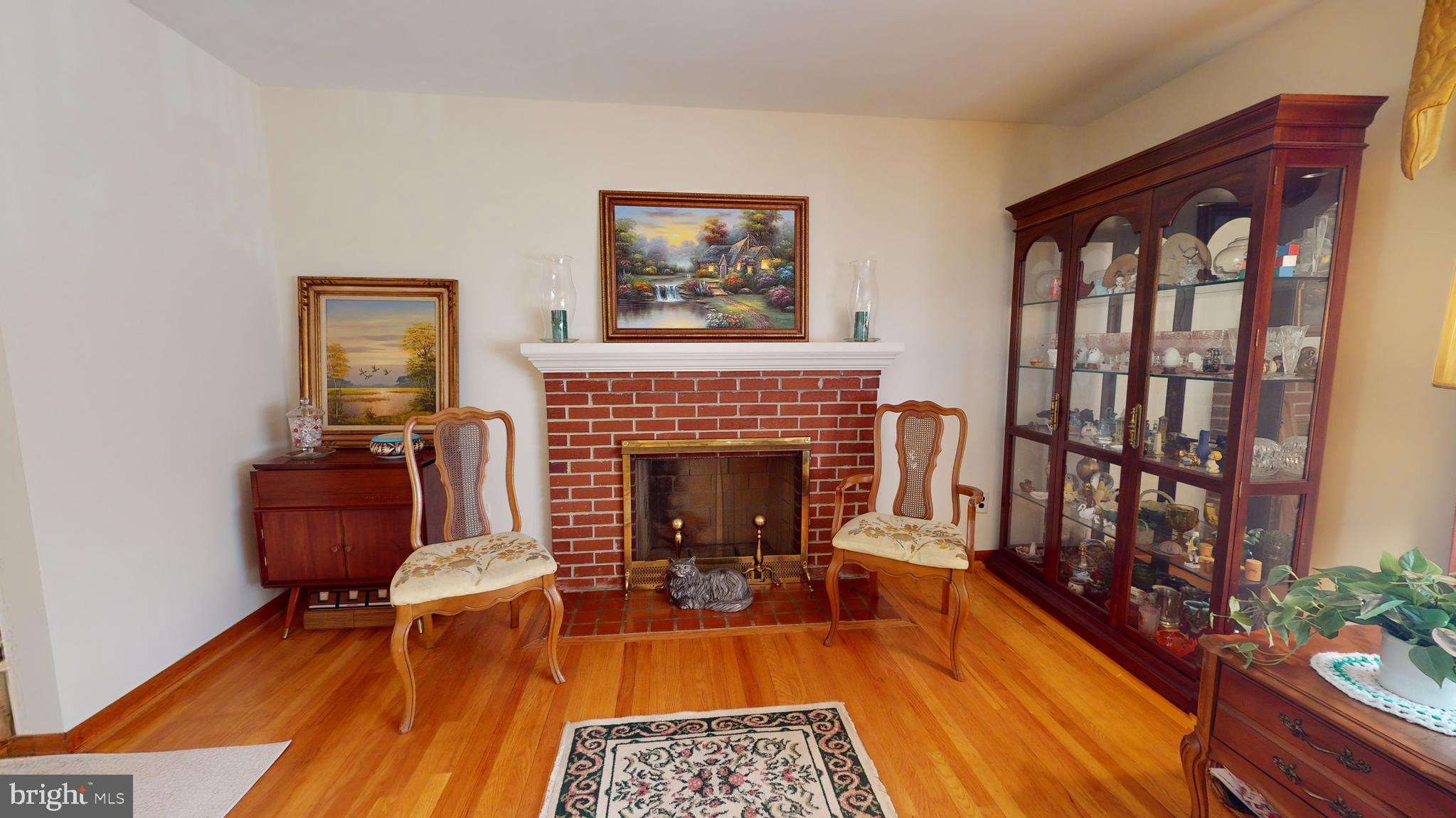 PRESLEY MANOR - Residential