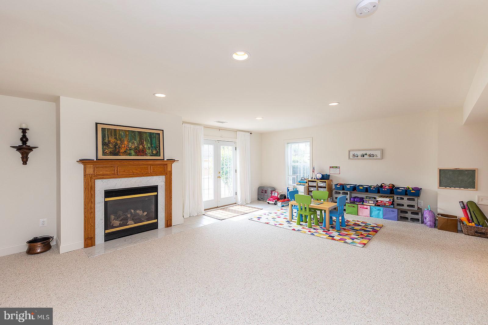 RAVENWING - Residential