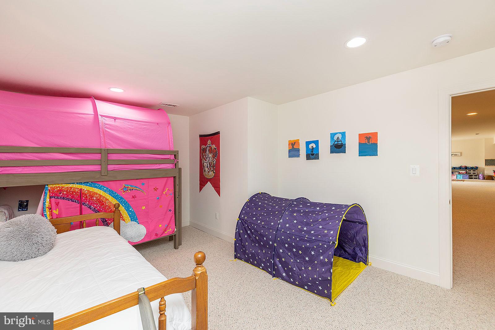 RAVENWING - Residential