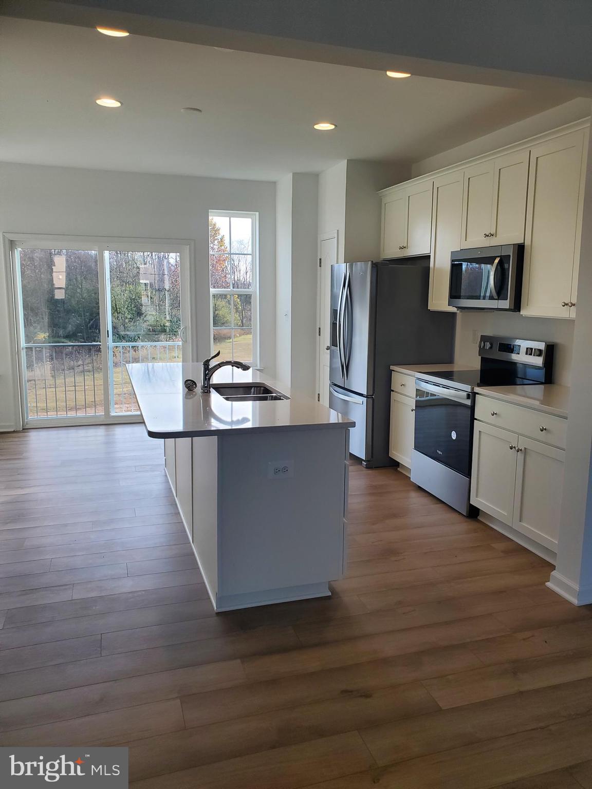 MARTINSBURG STATION - Residential Lease