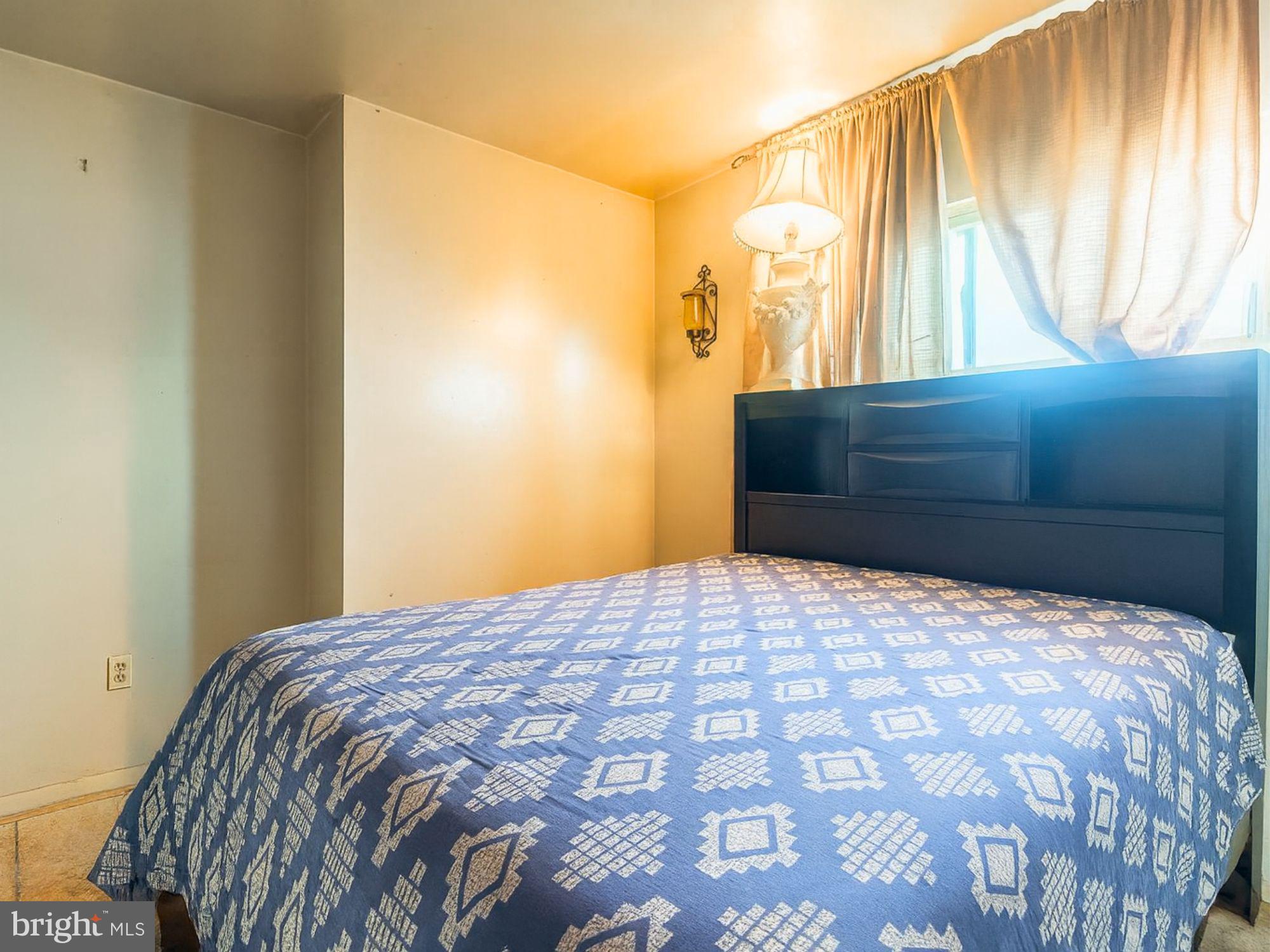 2715 E MADISON STREET