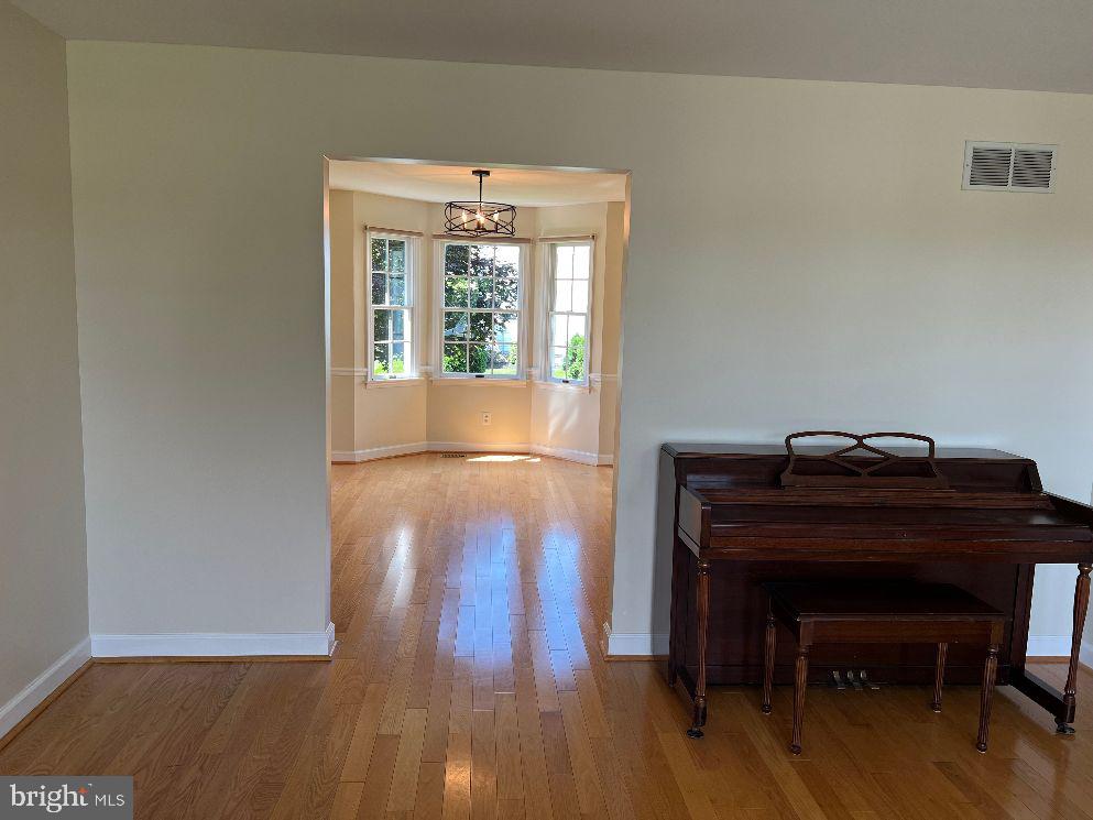 HUNTERS RUN - Residential