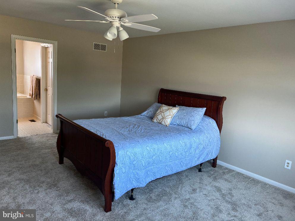 HUNTERS RUN - Residential