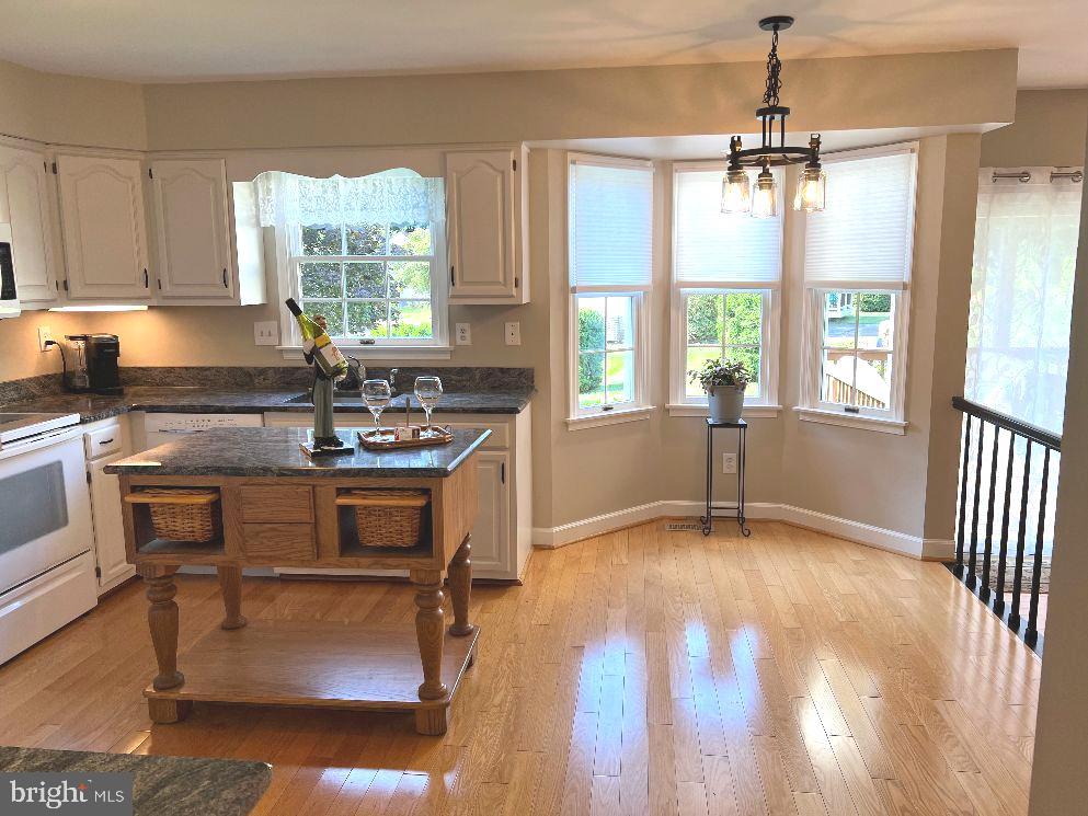 HUNTERS RUN - Residential