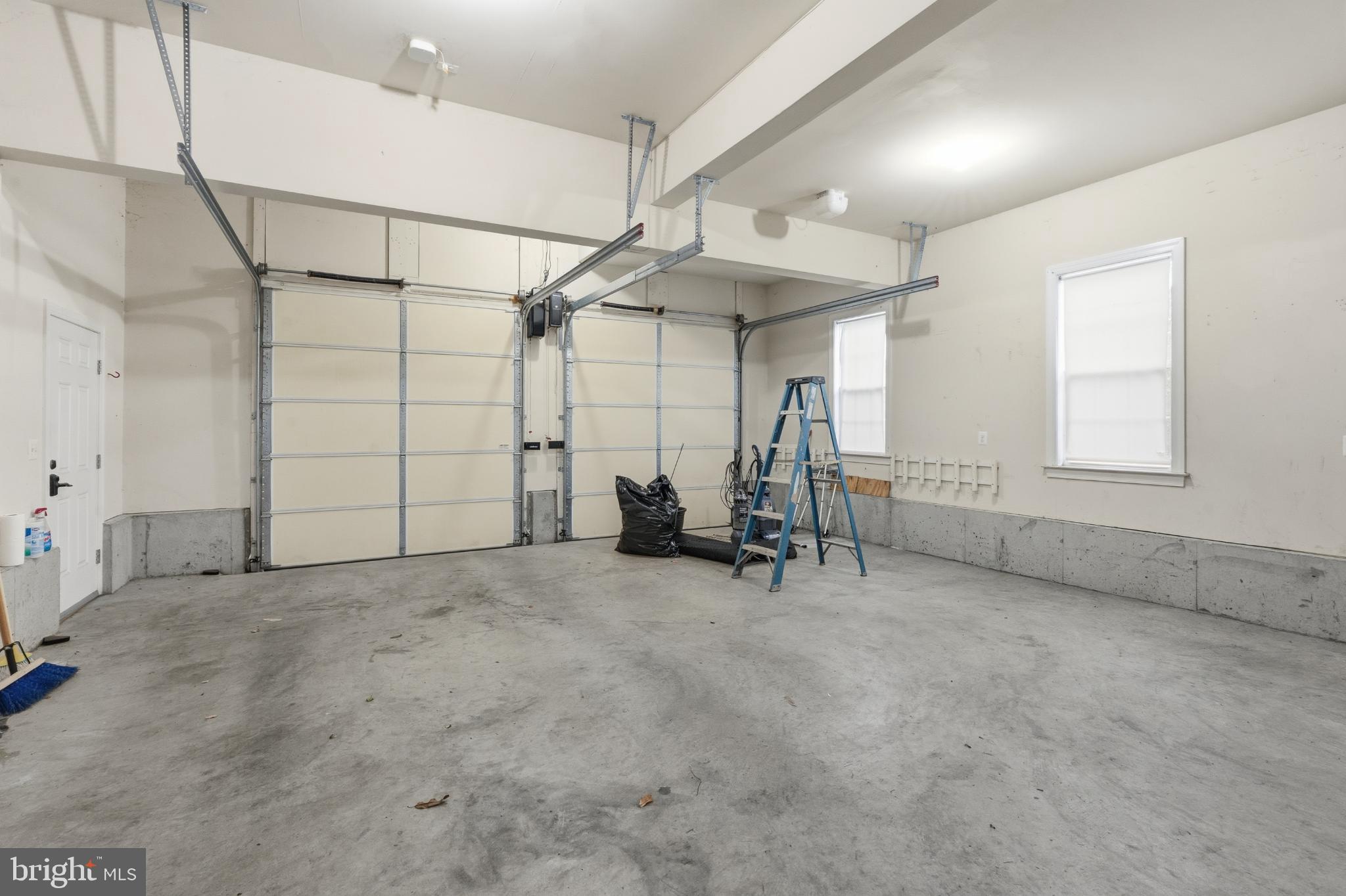 CENTREVILLE - Residential