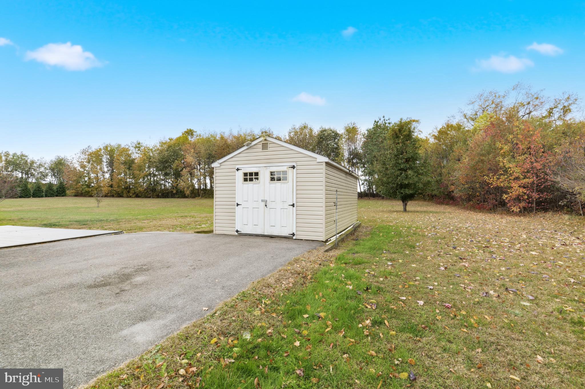 CENTREVILLE - Residential