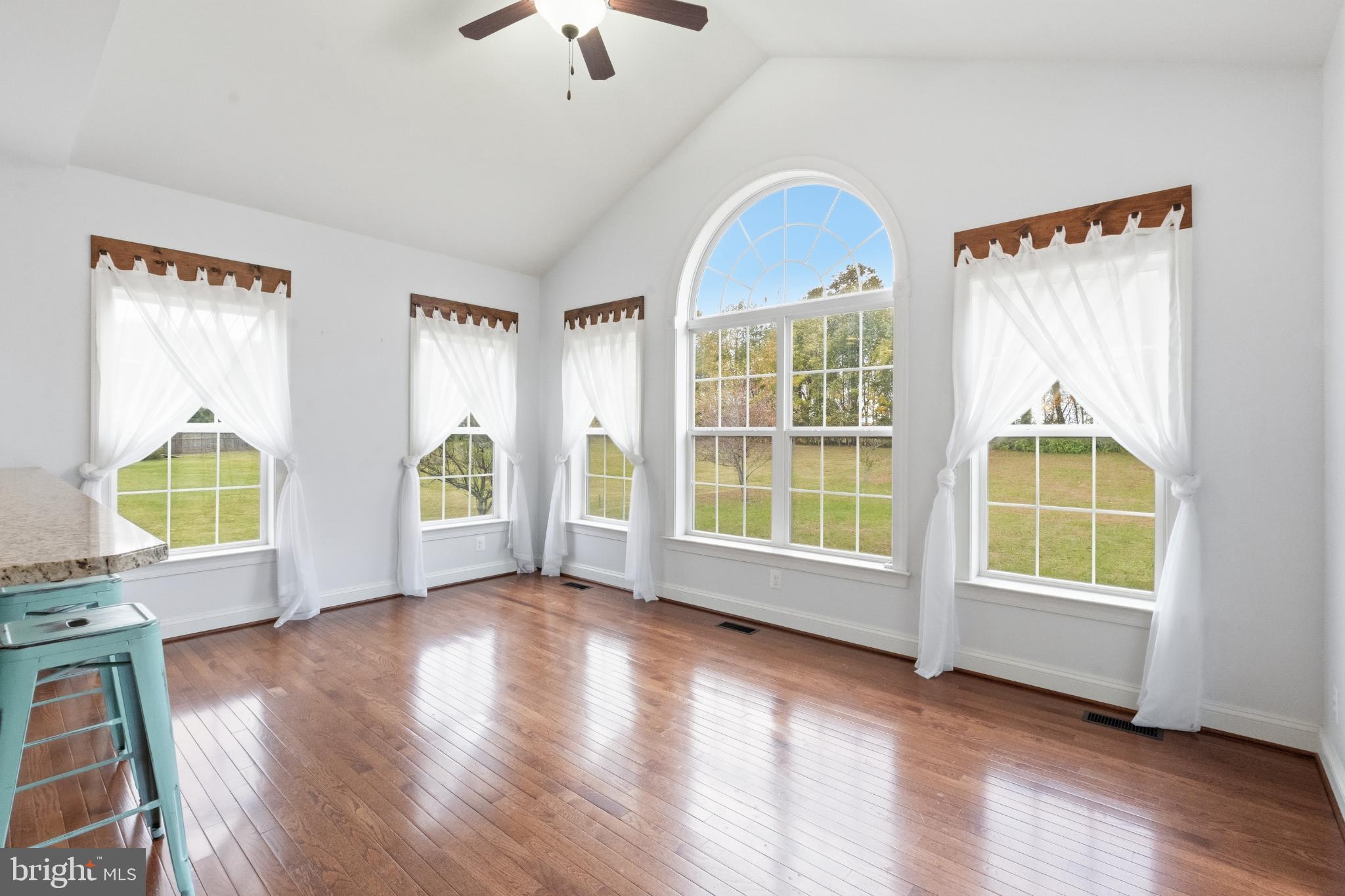 CENTREVILLE - Residential