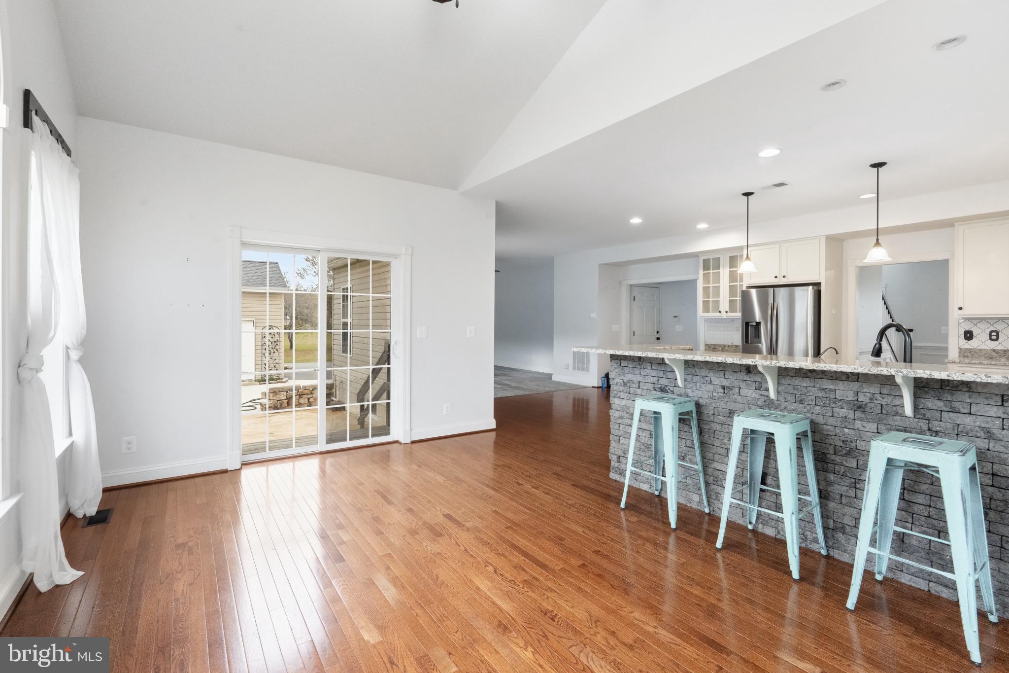 CENTREVILLE - Residential