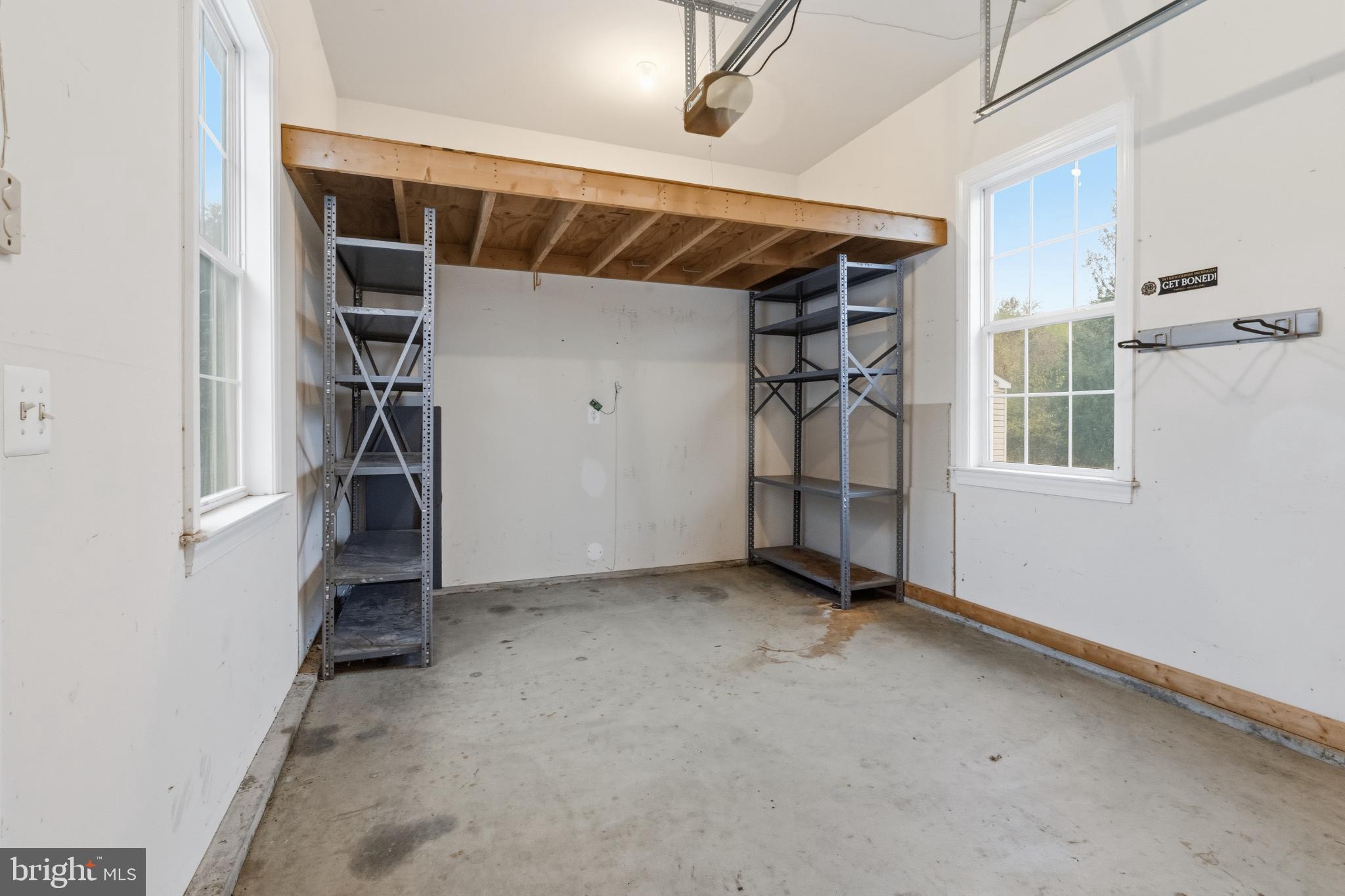 CENTREVILLE - Residential