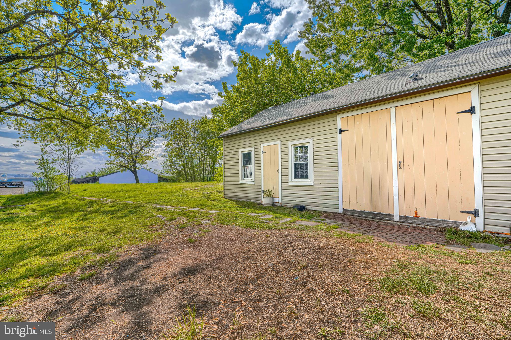 ROSEDALE - Residential