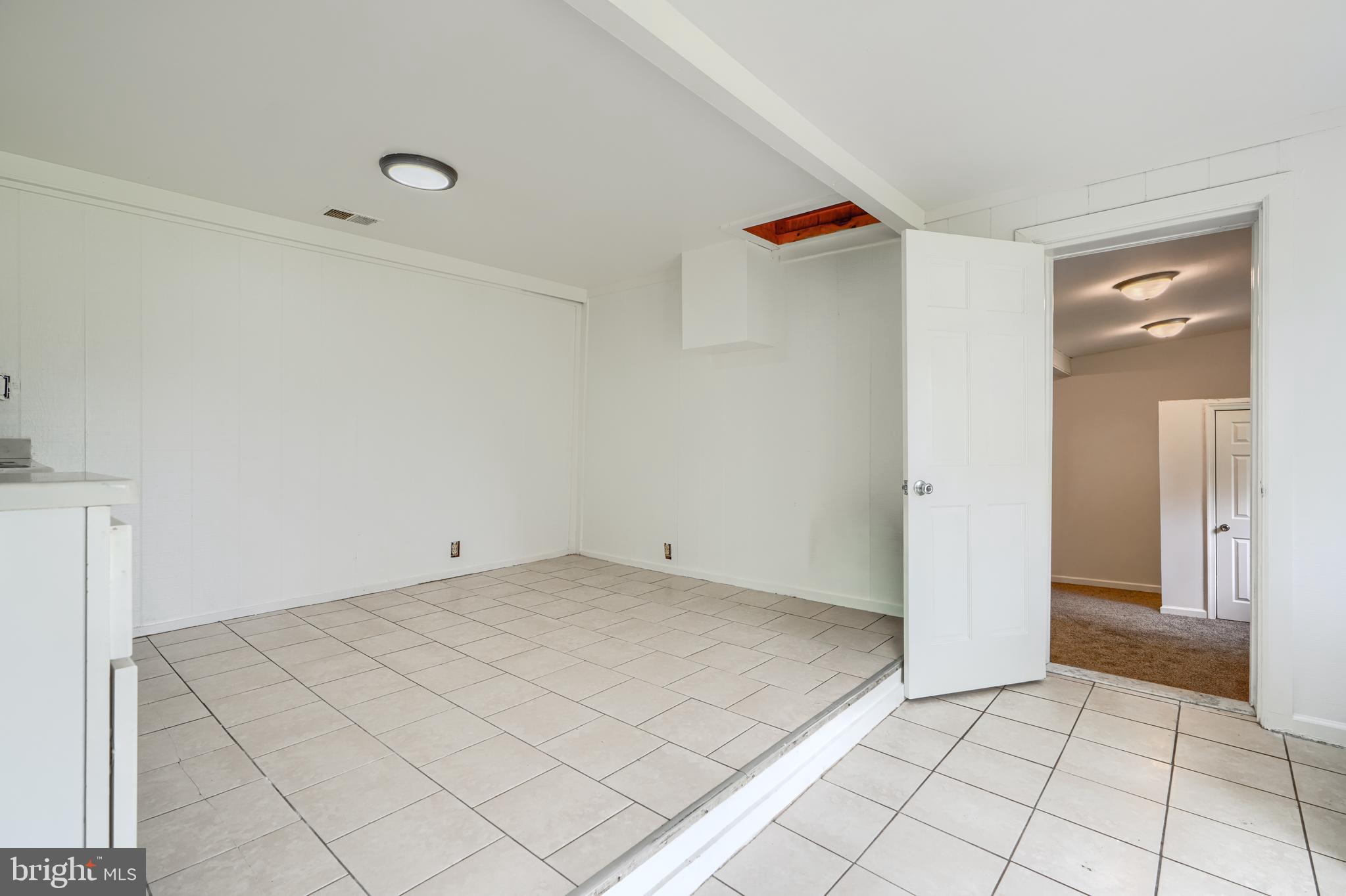 ROSEDALE - Residential