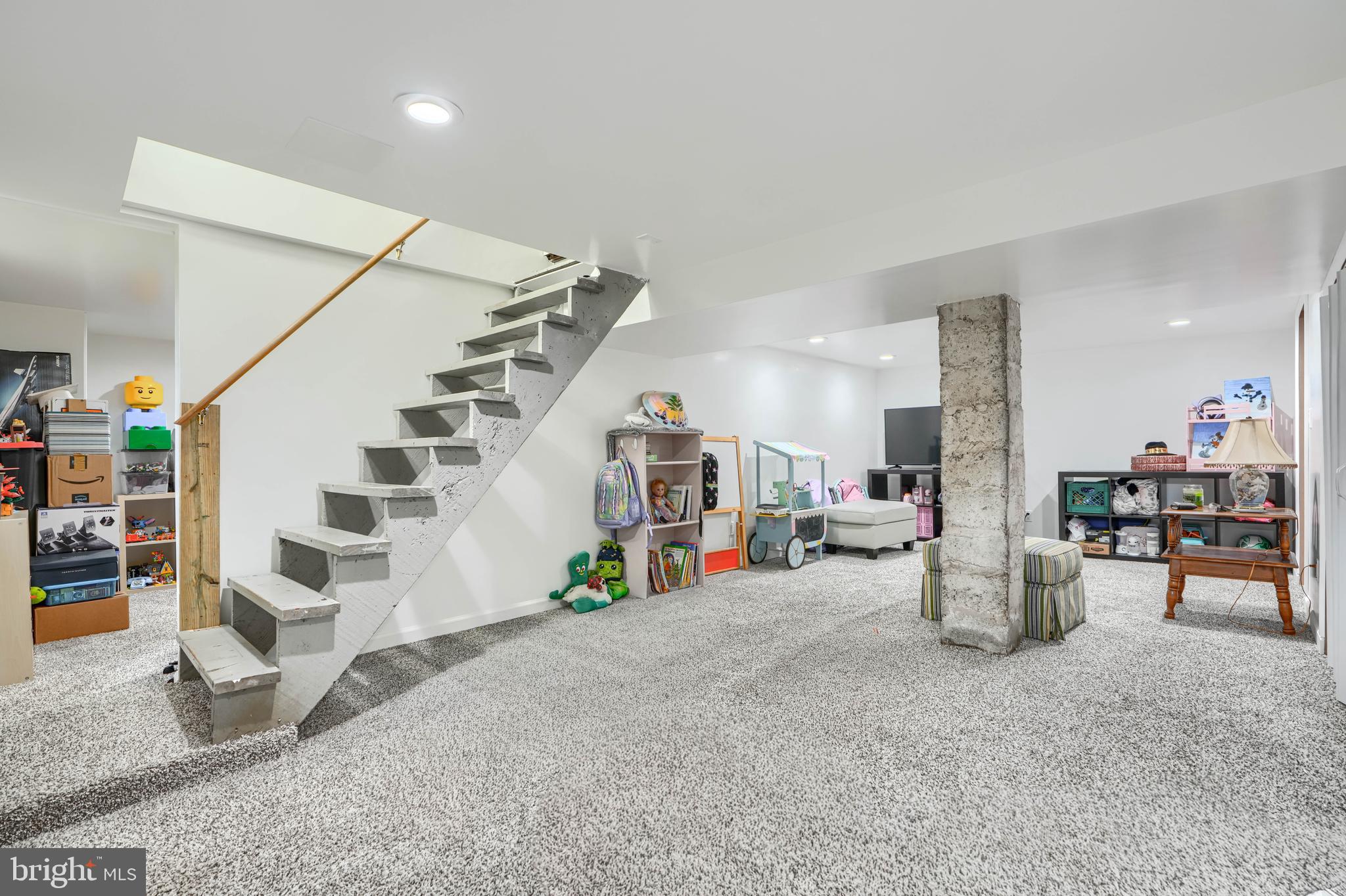 ROSEDALE - Residential