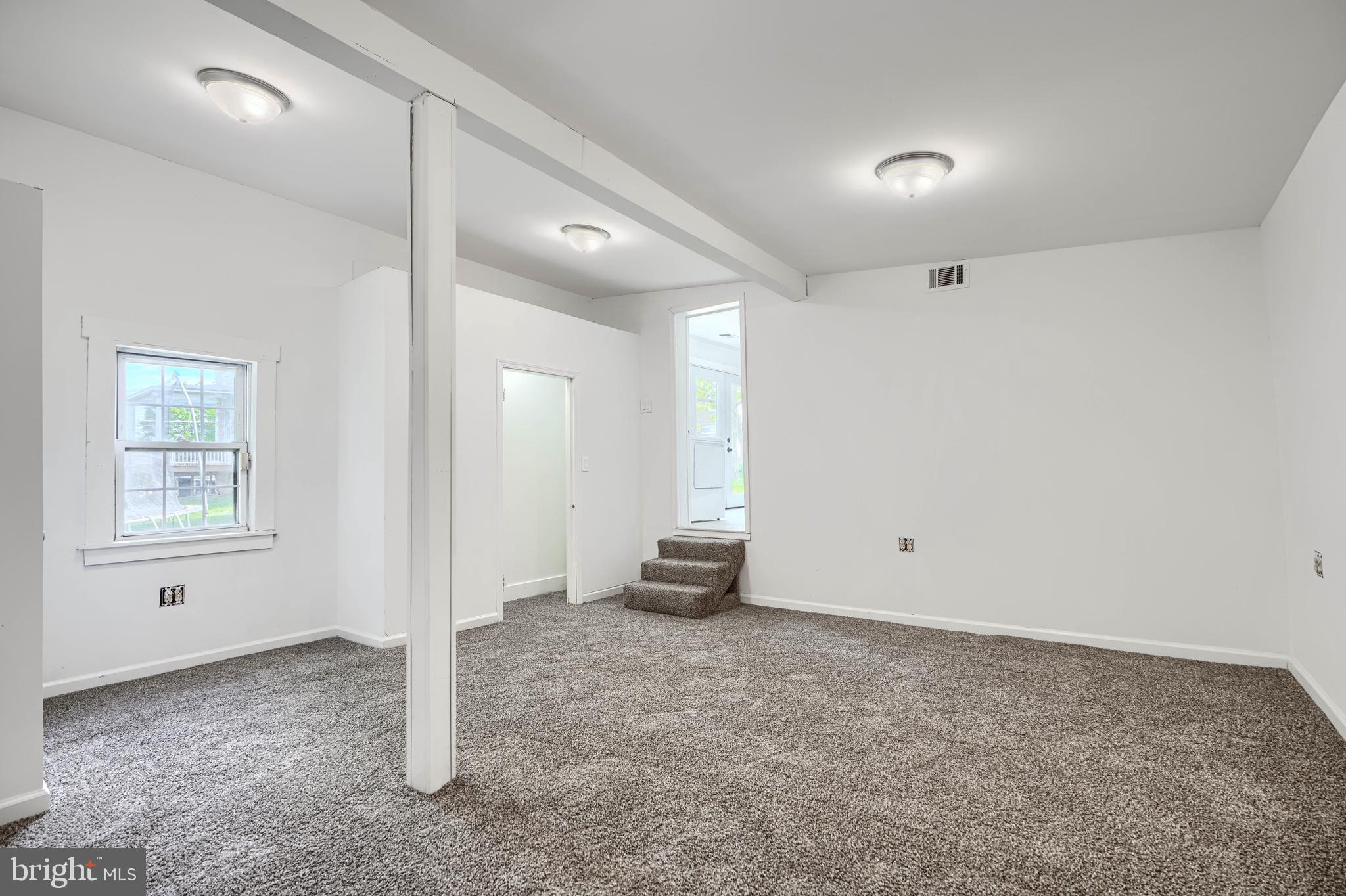 ROSEDALE - Residential