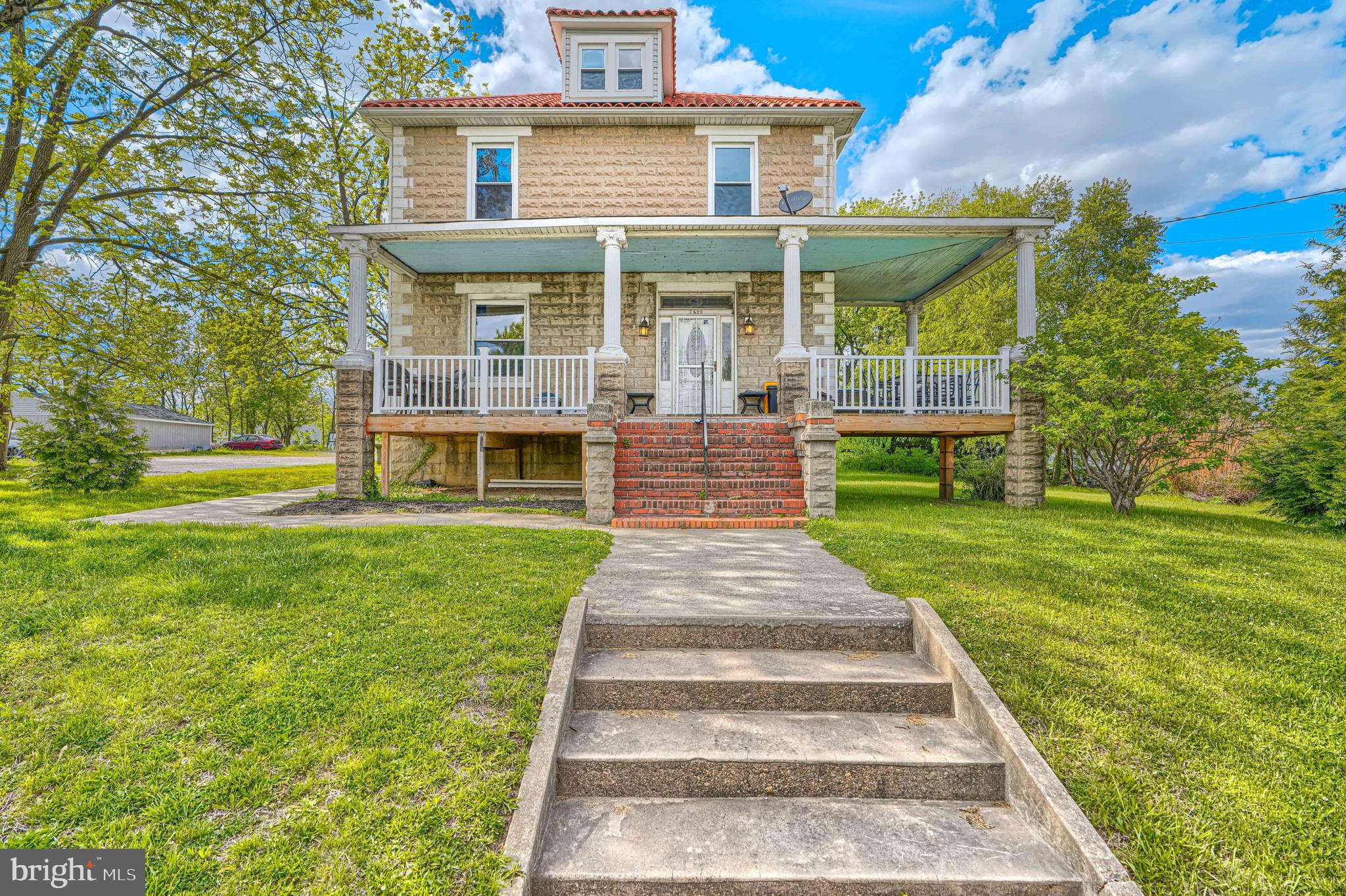 ROSEDALE - Residential