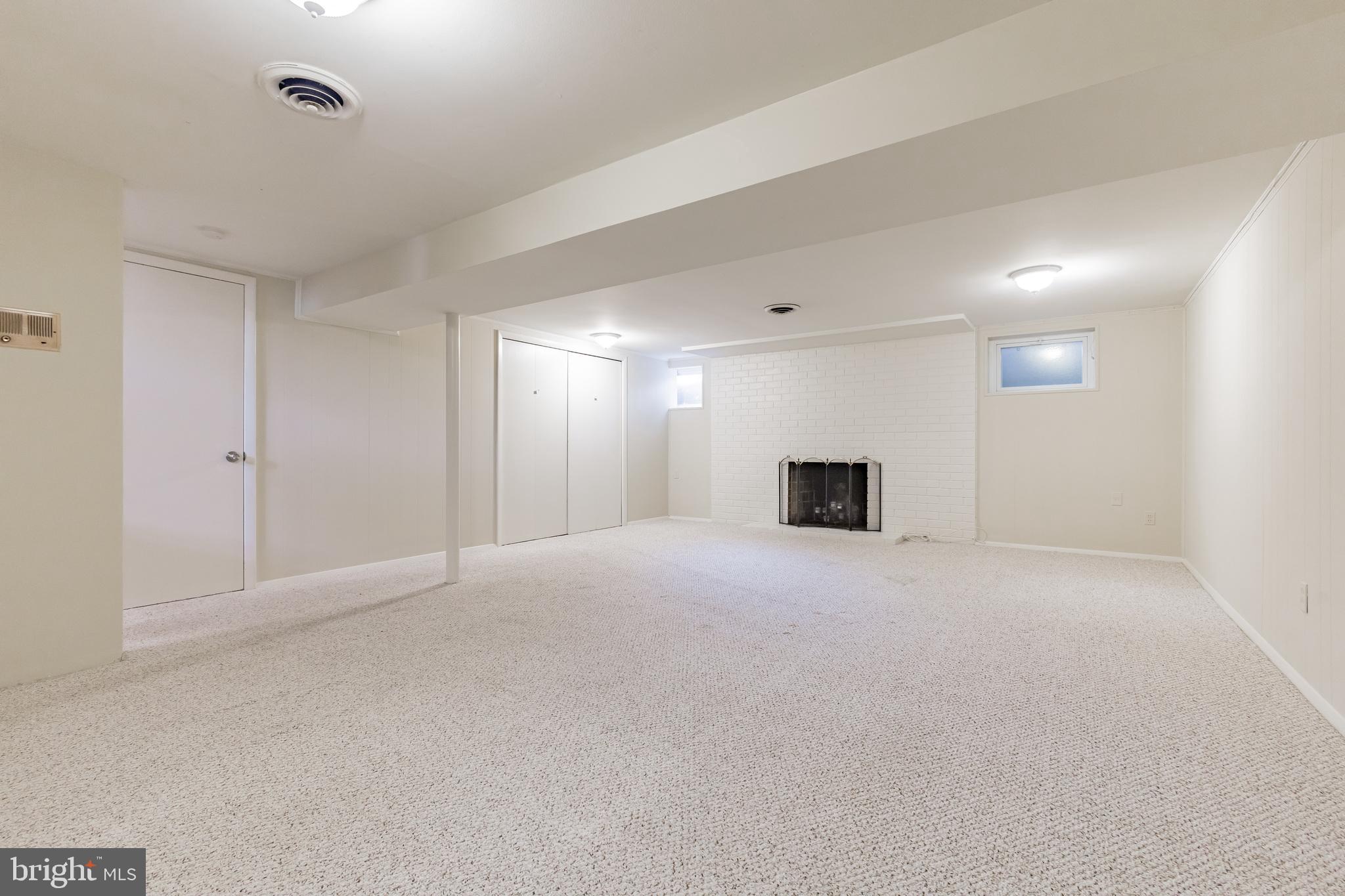 KEMP MILL ESTATES - Residential