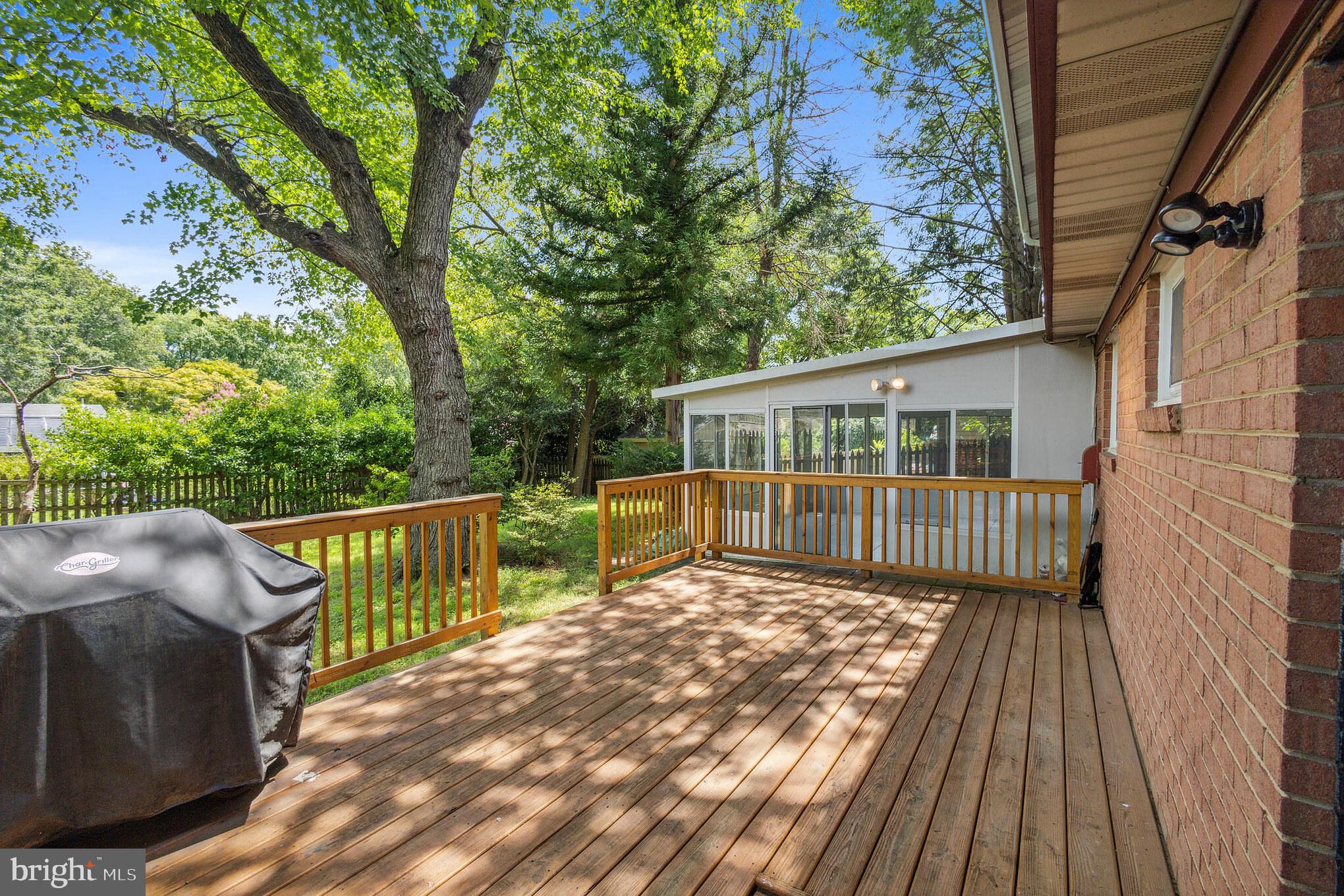 KEMP MILL ESTATES - Residential