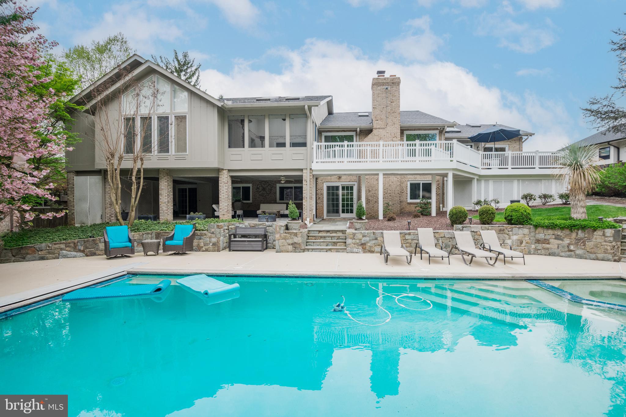 GLEN MILL VILLAGE - Residential