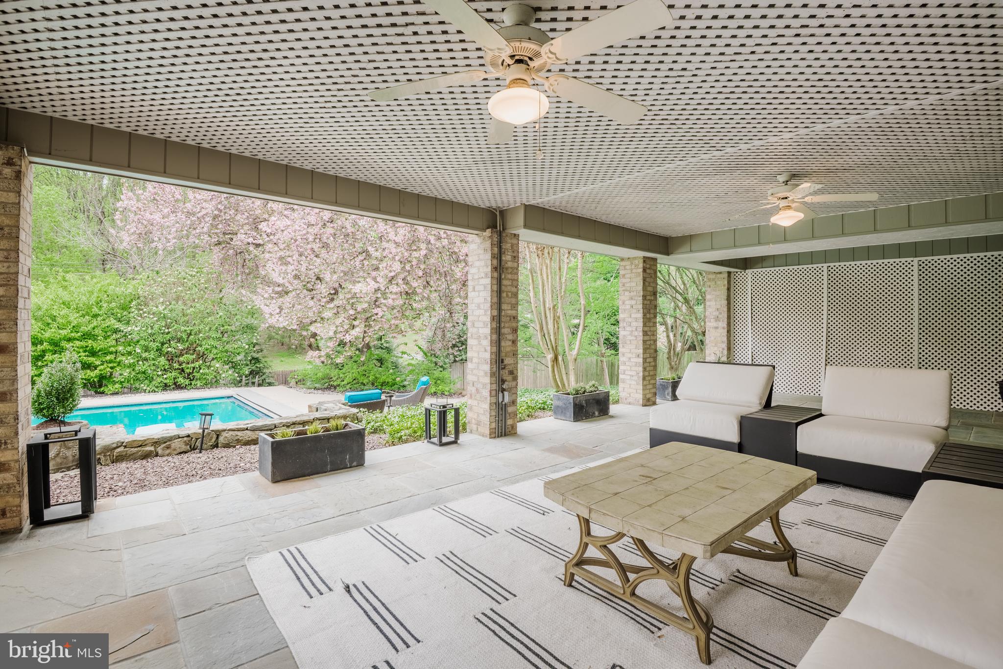 GLEN MILL VILLAGE - Residential