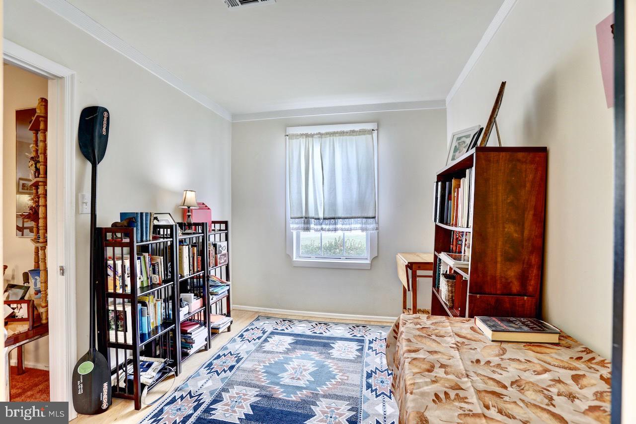 PARKWAY CONDOMINIUMS - Residential