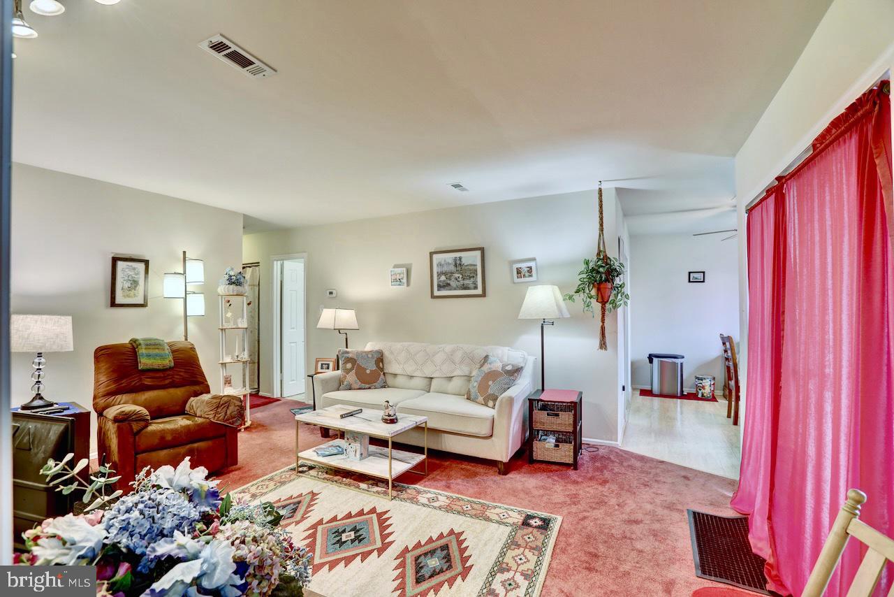 PARKWAY CONDOMINIUMS - Residential